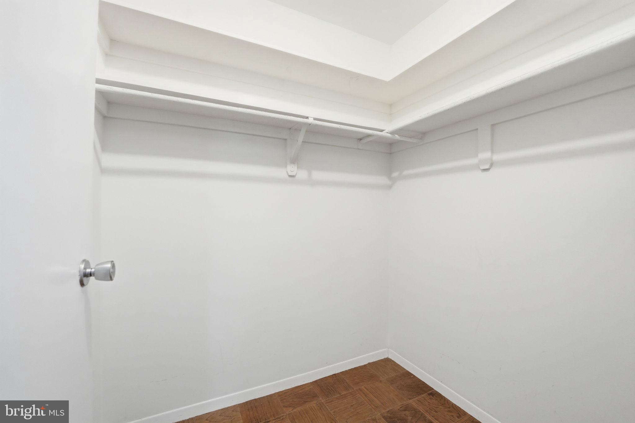 IVY OAK - Residential