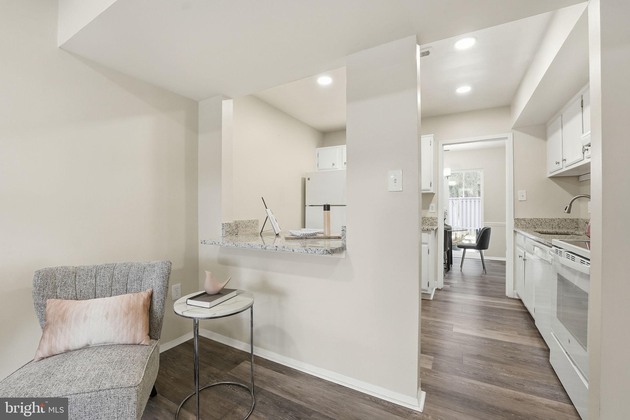 IVY OAK - Residential