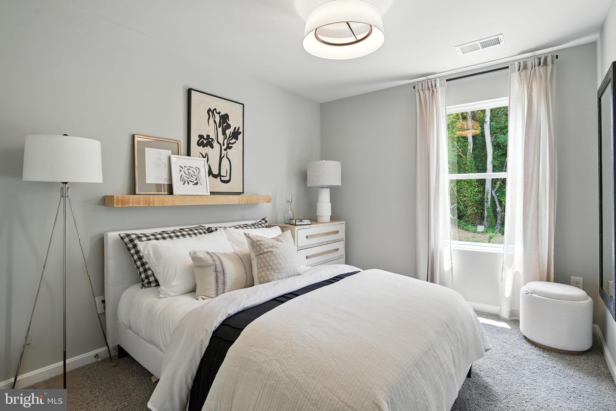 LADYSMITH VILLAGE - Residential