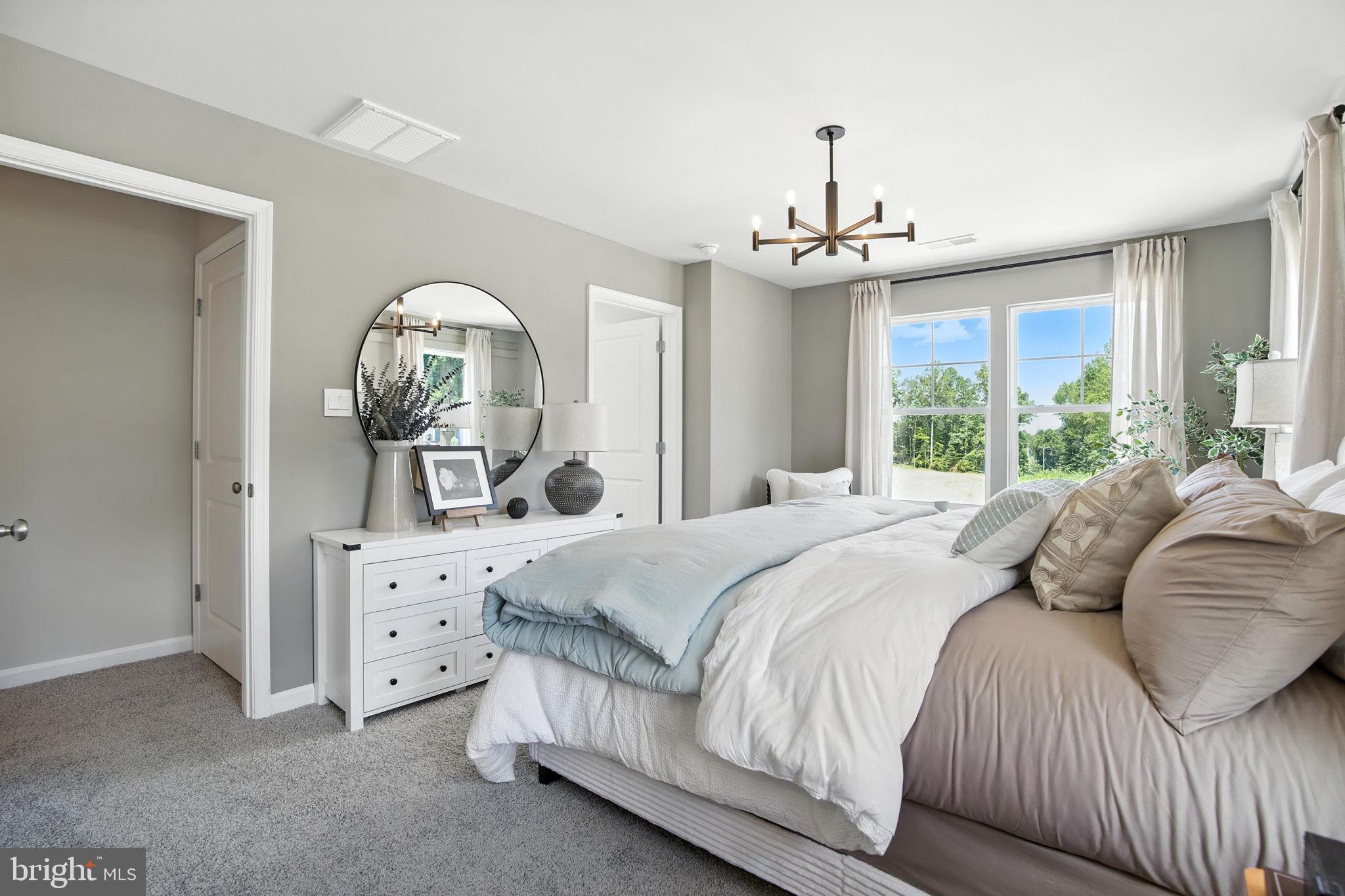 LADYSMITH VILLAGE - Residential