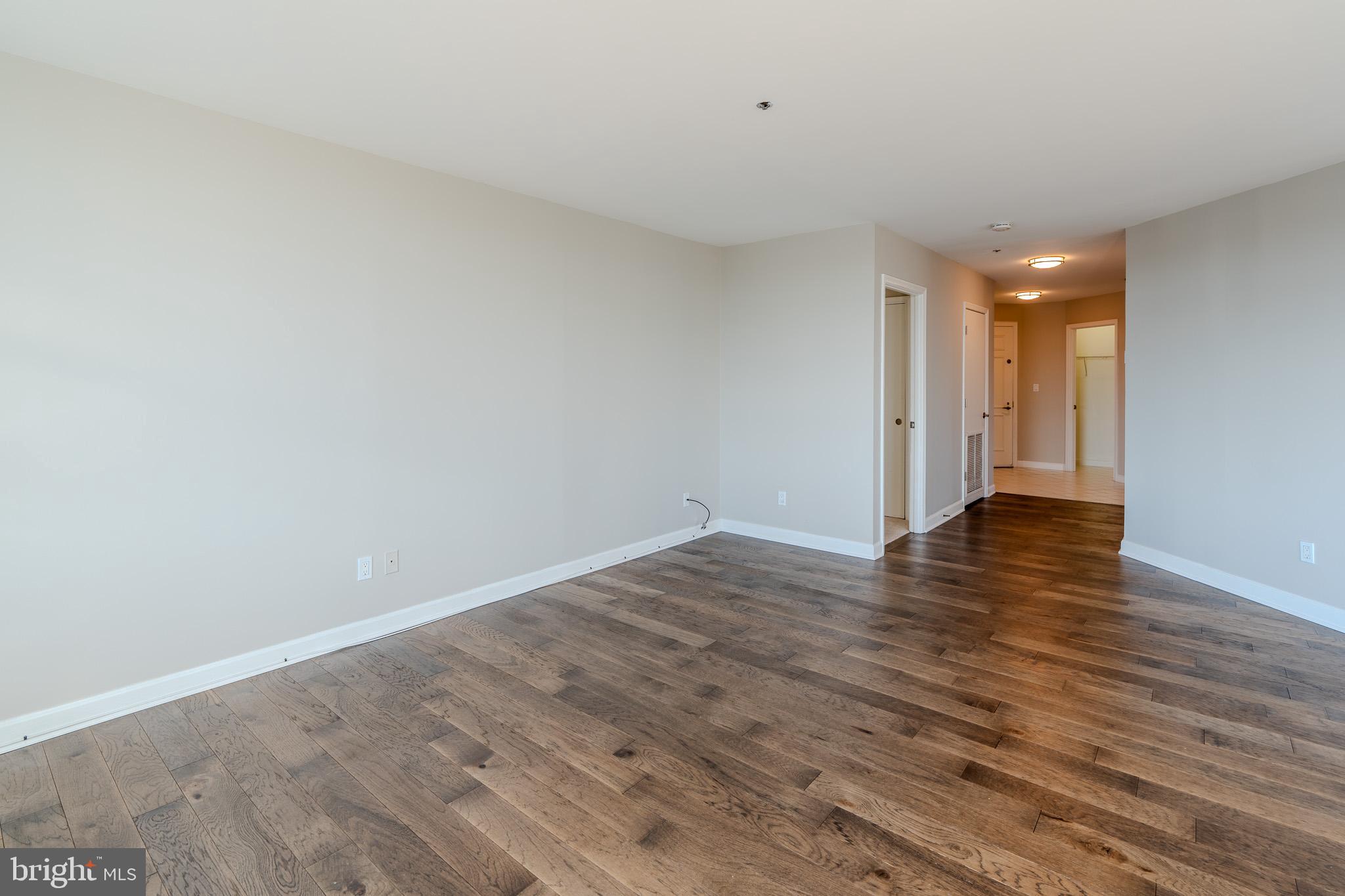 HARBORVIEW CONDOMINIUMS - Residential