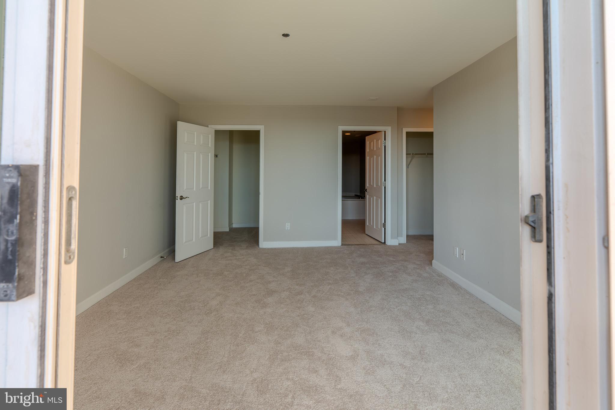 HARBORVIEW CONDOMINIUMS - Residential