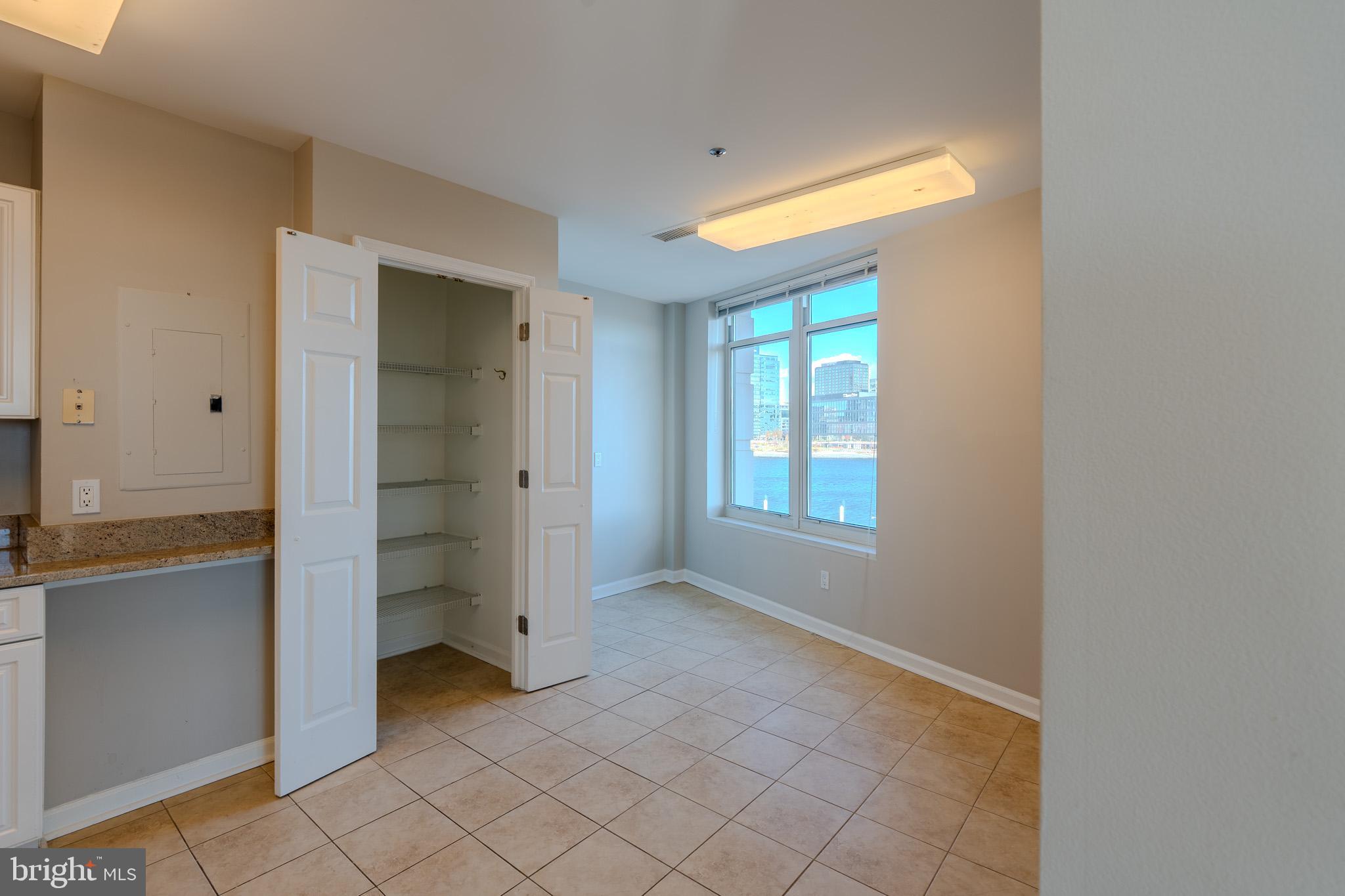 100 HARBORVIEW DRIVE 302