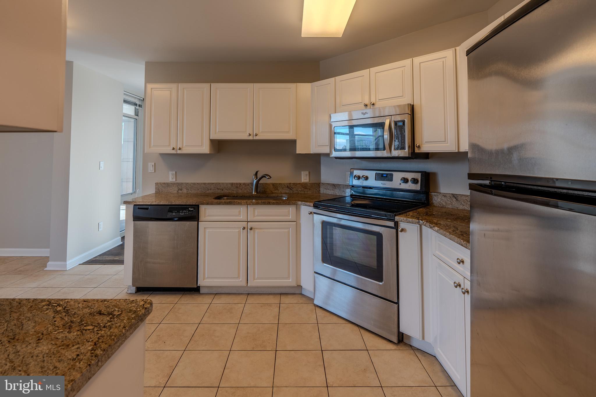 HARBORVIEW CONDOMINIUMS - Residential