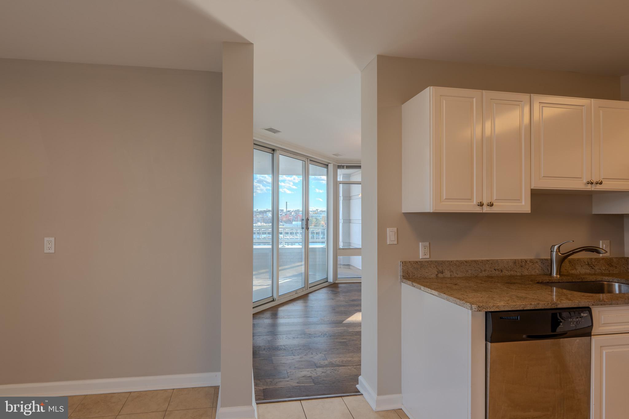 HARBORVIEW CONDOMINIUMS - Residential