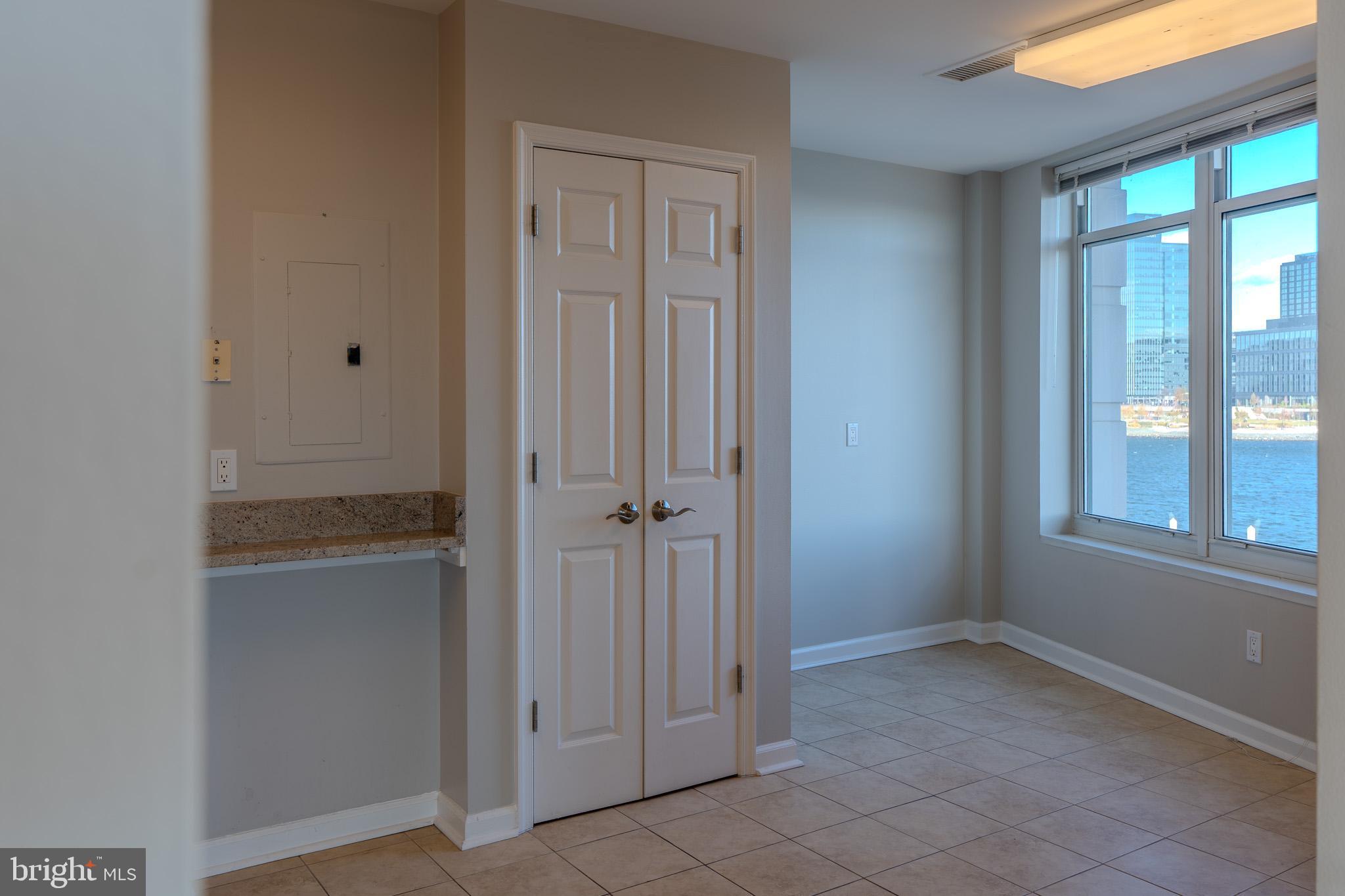 HARBORVIEW CONDOMINIUMS - Residential