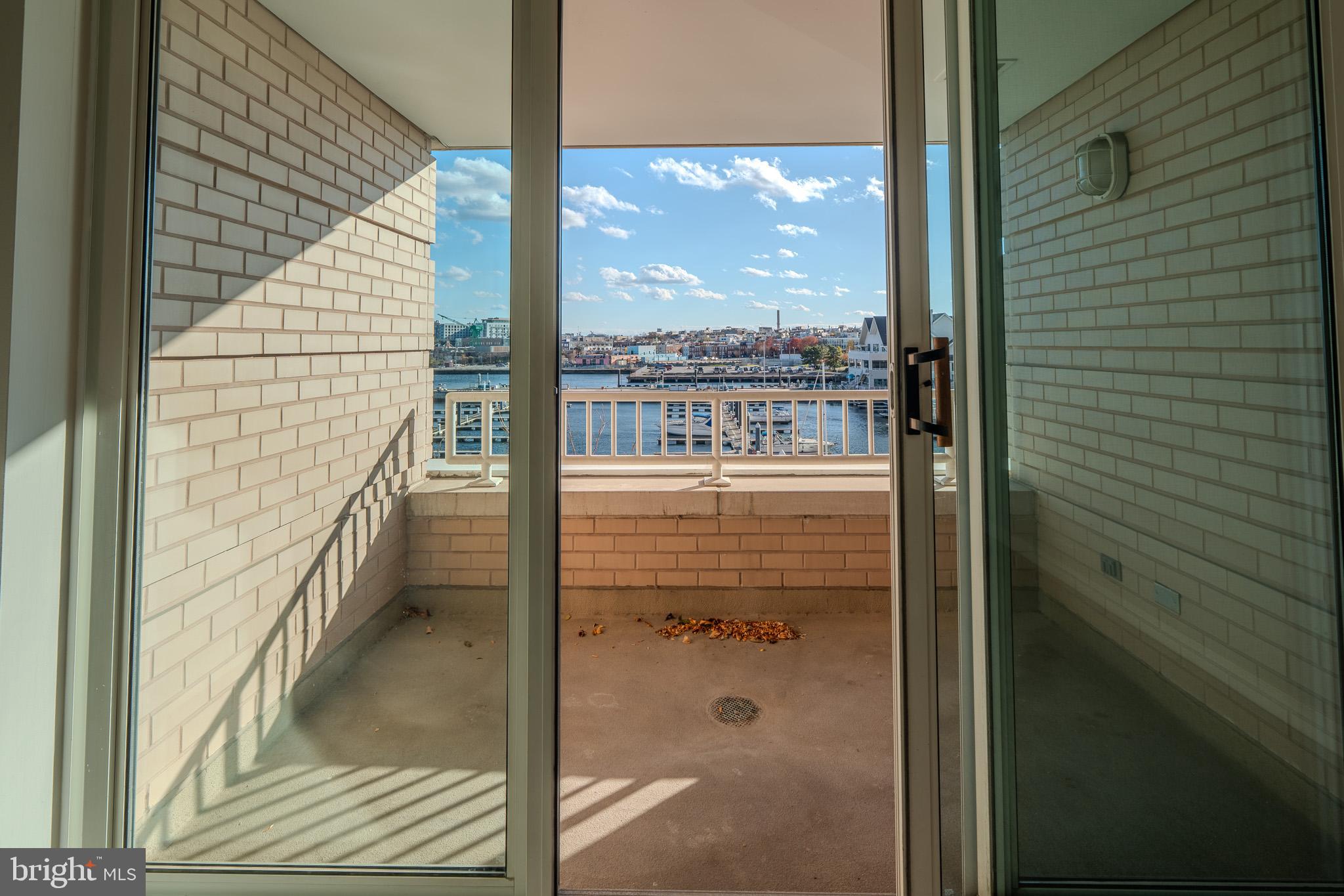 HARBORVIEW CONDOMINIUMS - Residential