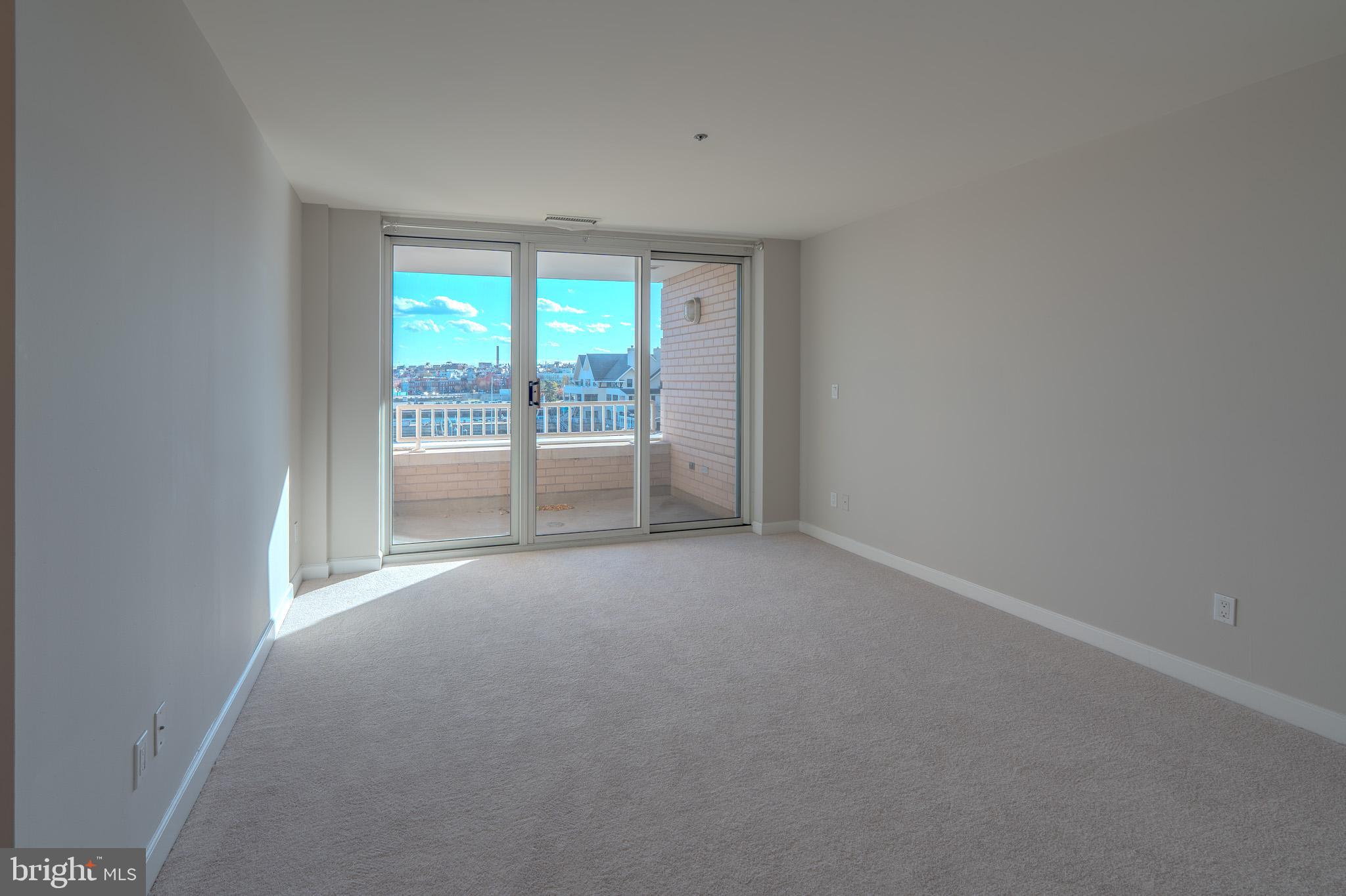 HARBORVIEW CONDOMINIUMS - Residential