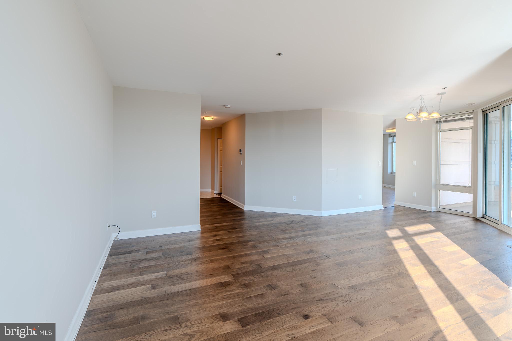 HARBORVIEW CONDOMINIUMS - Residential