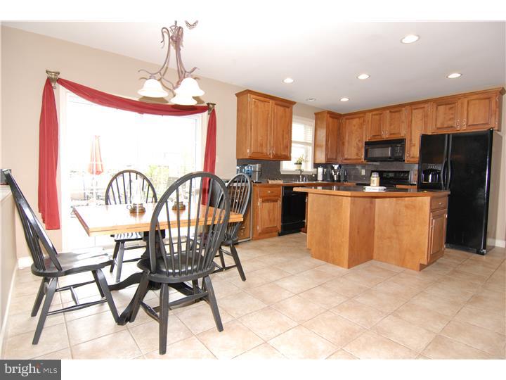 WOODS EDGE - Residential