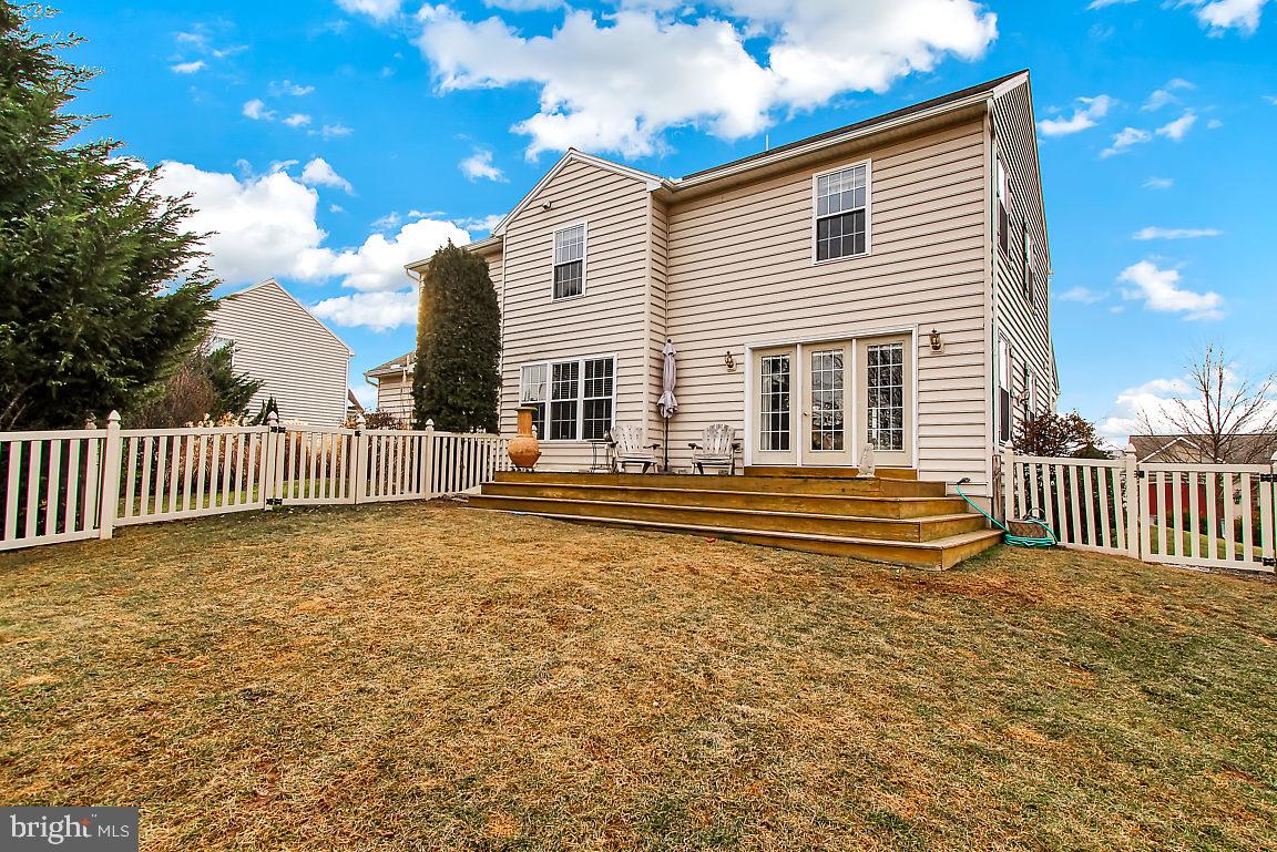 ADMIRE SPRINGS - Residential