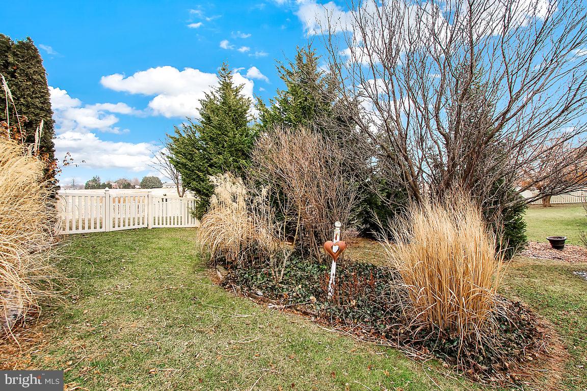ADMIRE SPRINGS - Residential