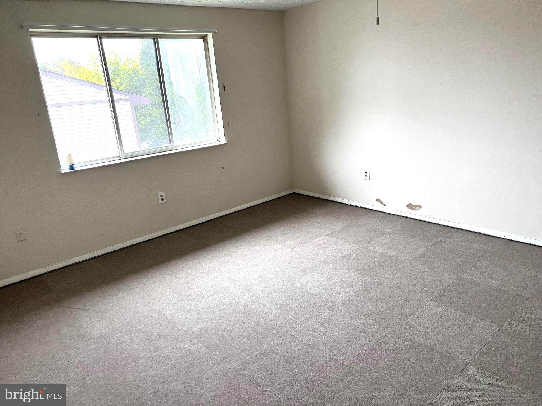 AMBERTOWNE - Residential