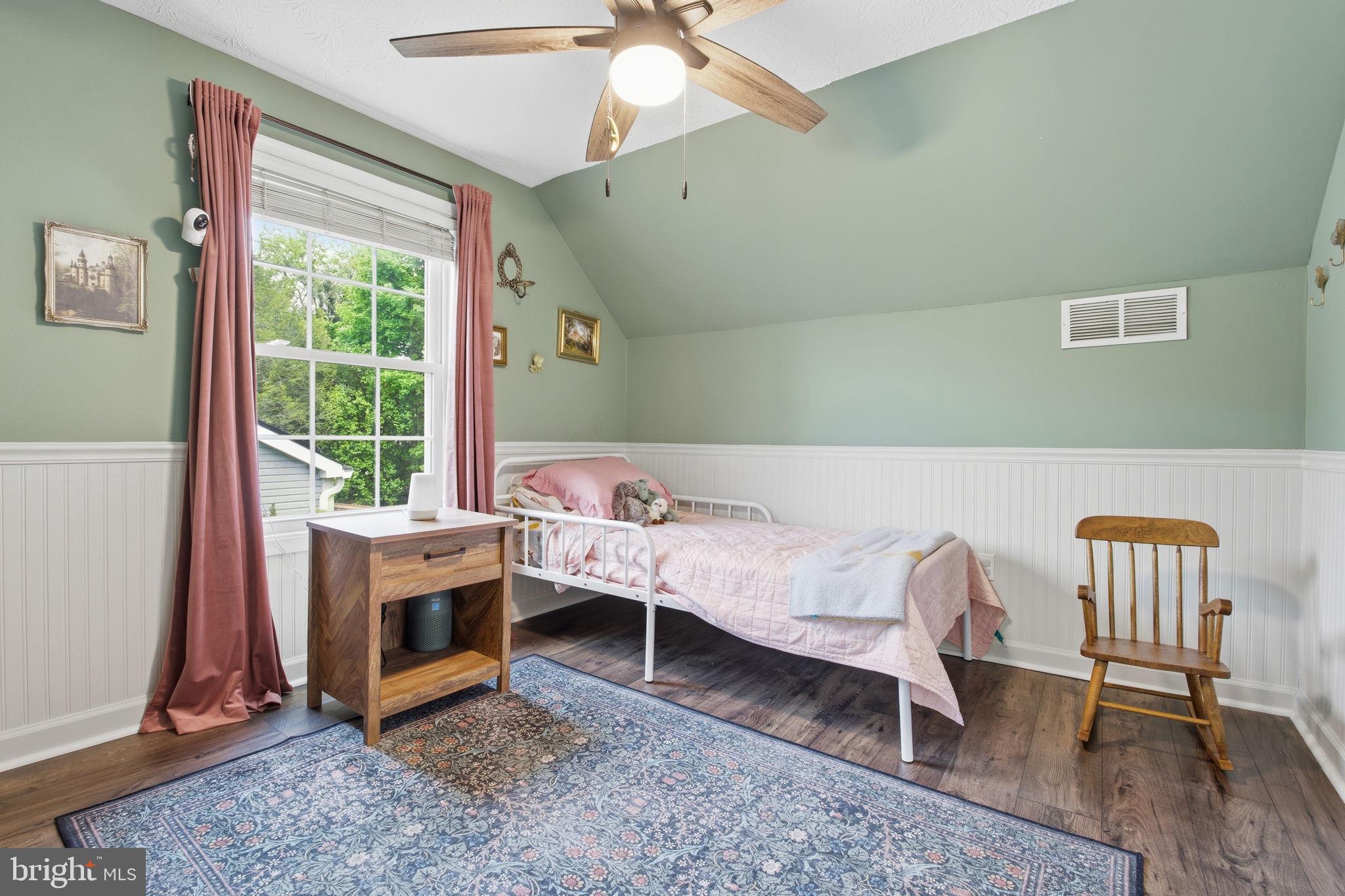 LAUREL VALLEY - Residential