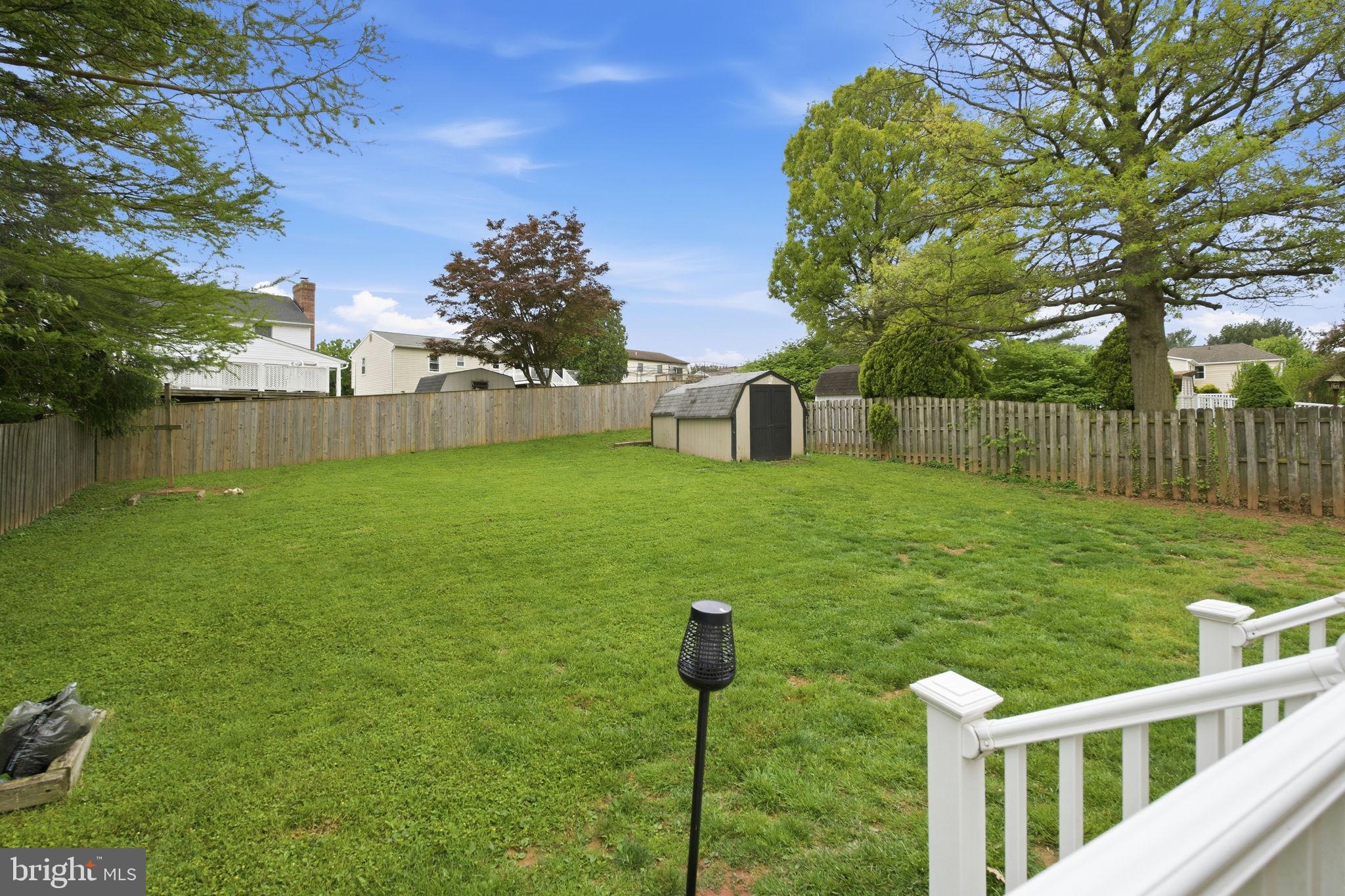 LAUREL VALLEY - Residential