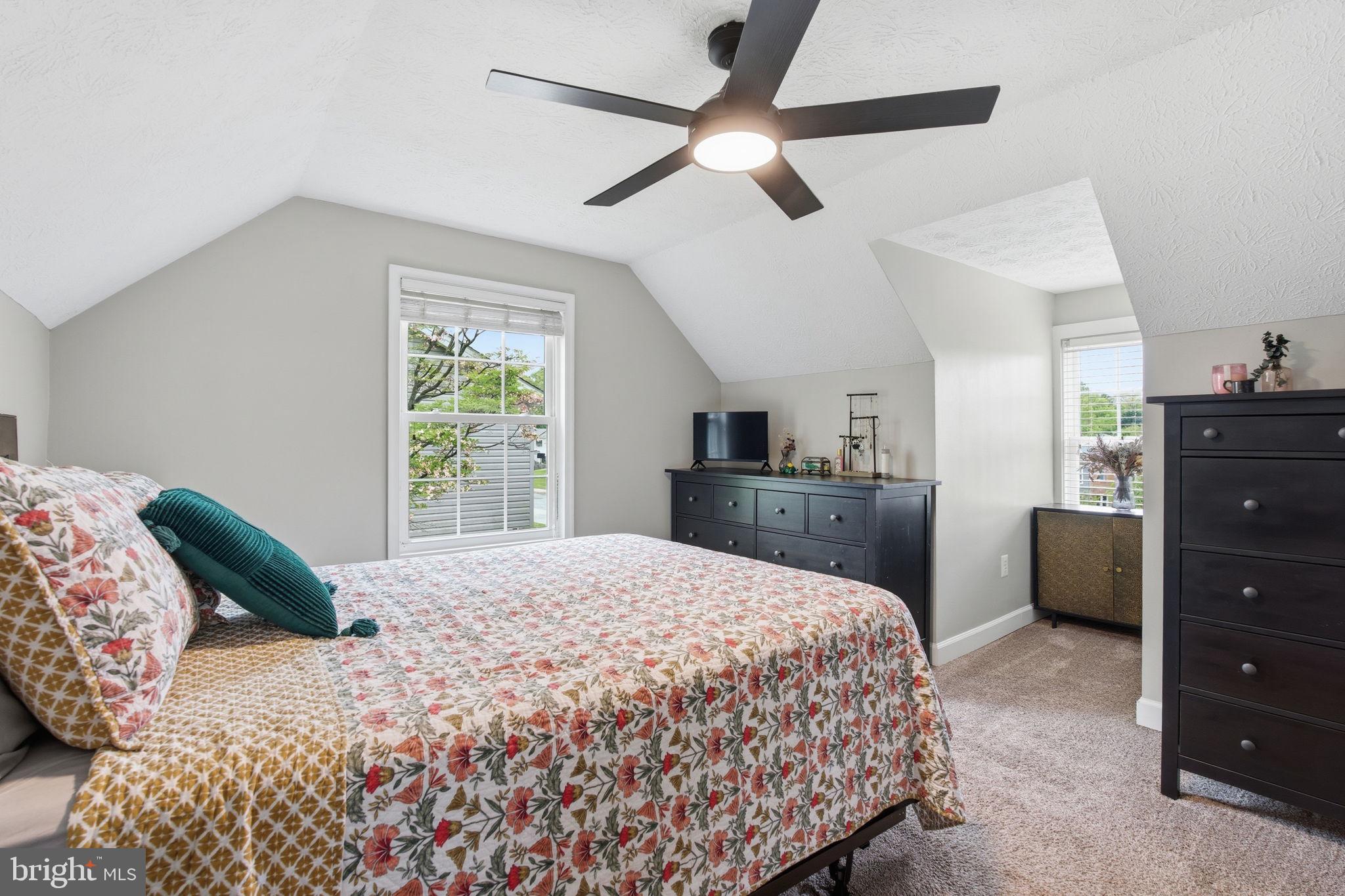 LAUREL VALLEY - Residential