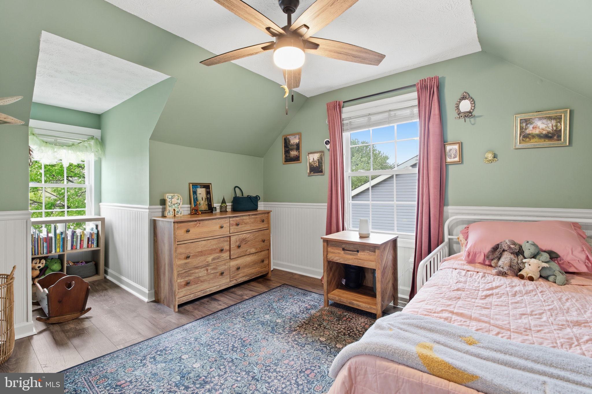 LAUREL VALLEY - Residential