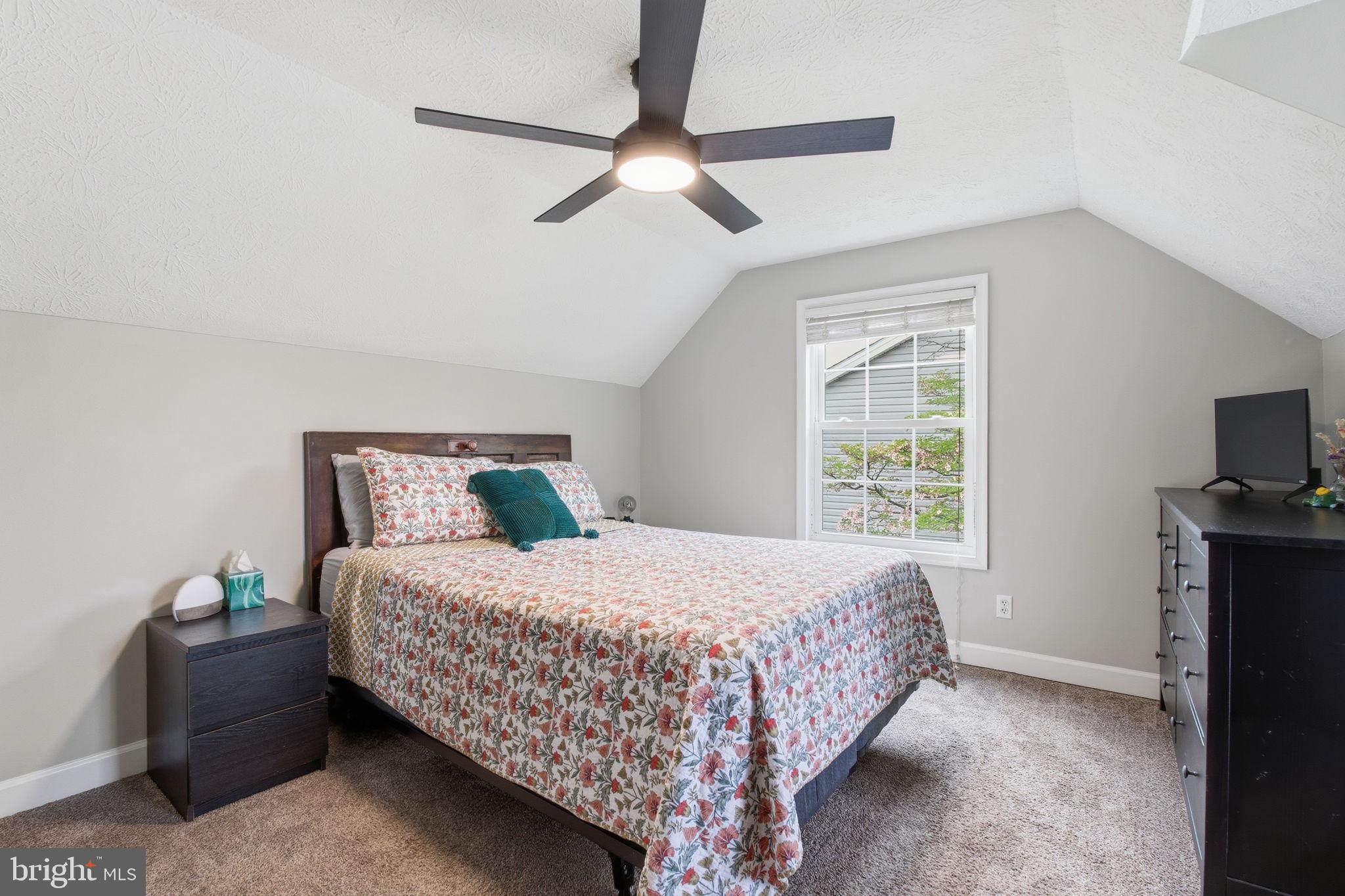 LAUREL VALLEY - Residential