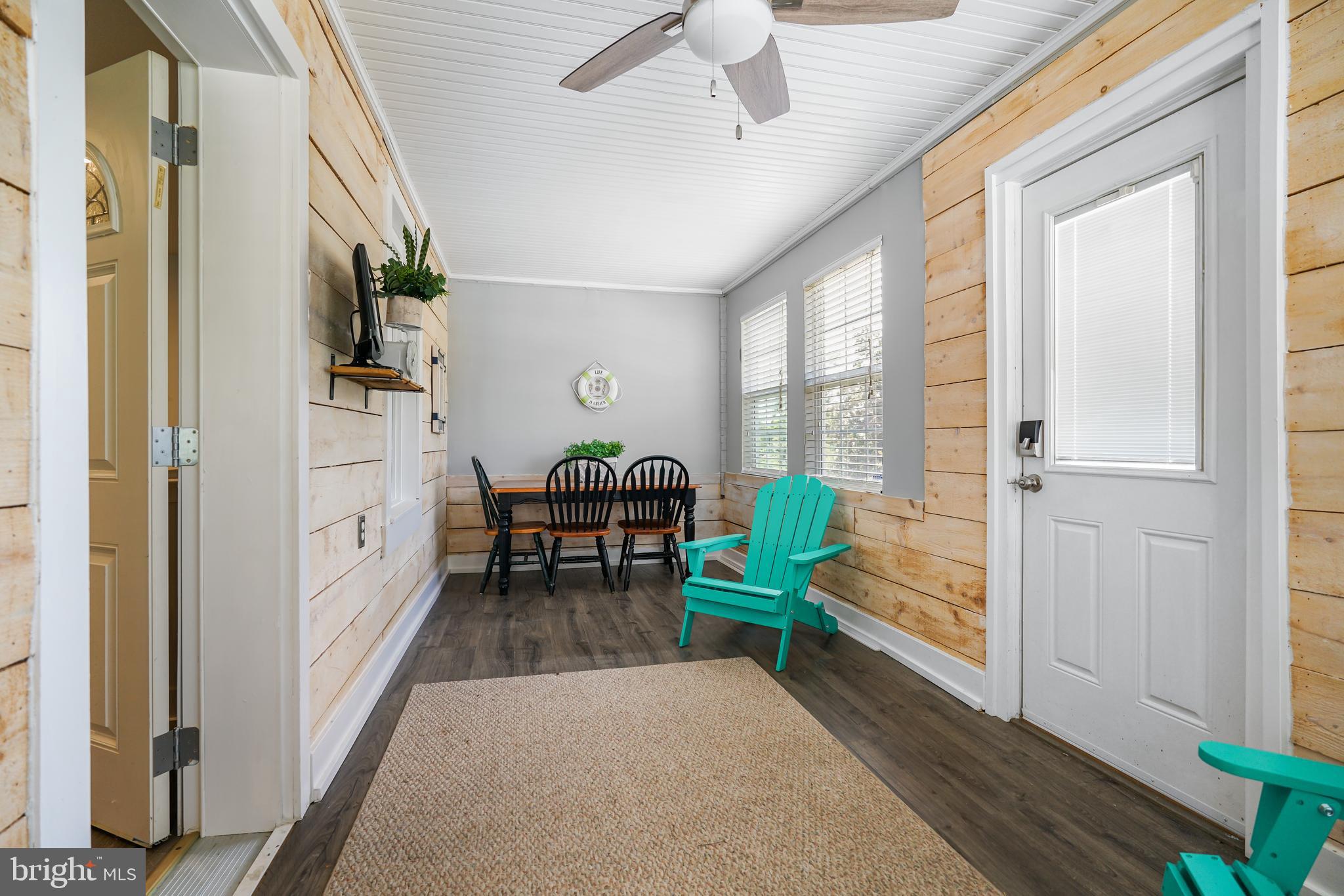 CRYSTAL BEACH - Residential