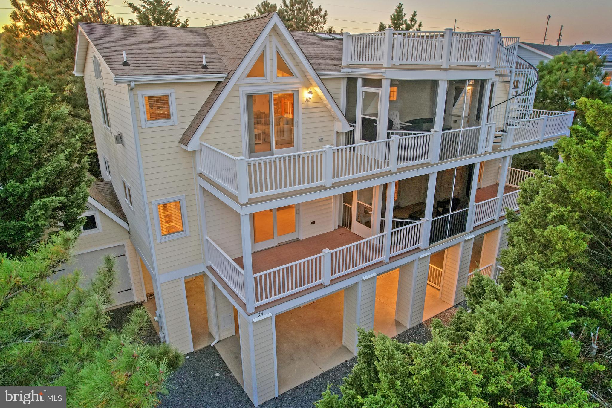 SANDPIPER VILLAGE - Residential