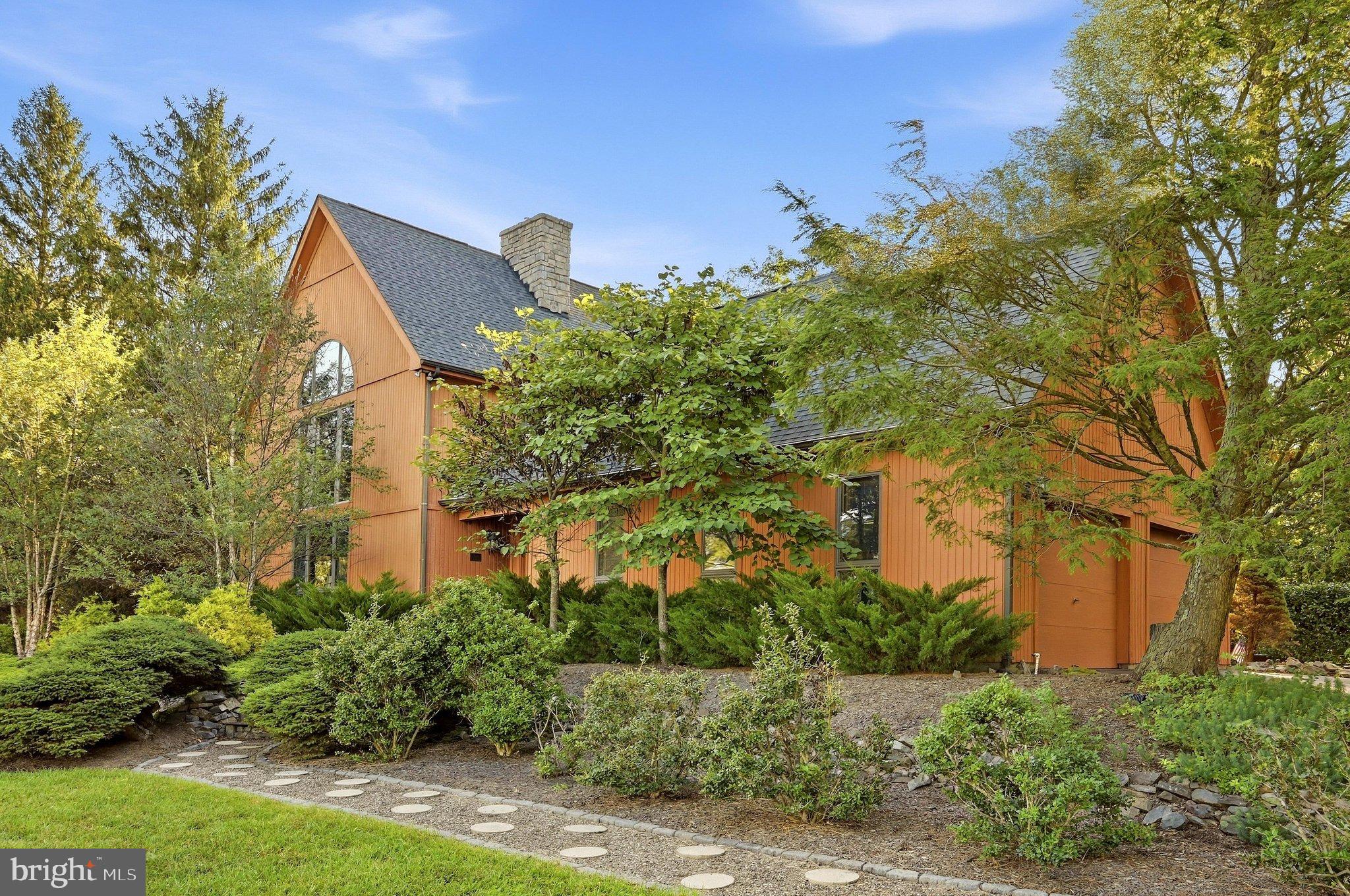 223 FRUIT ORCHARD DRIVE