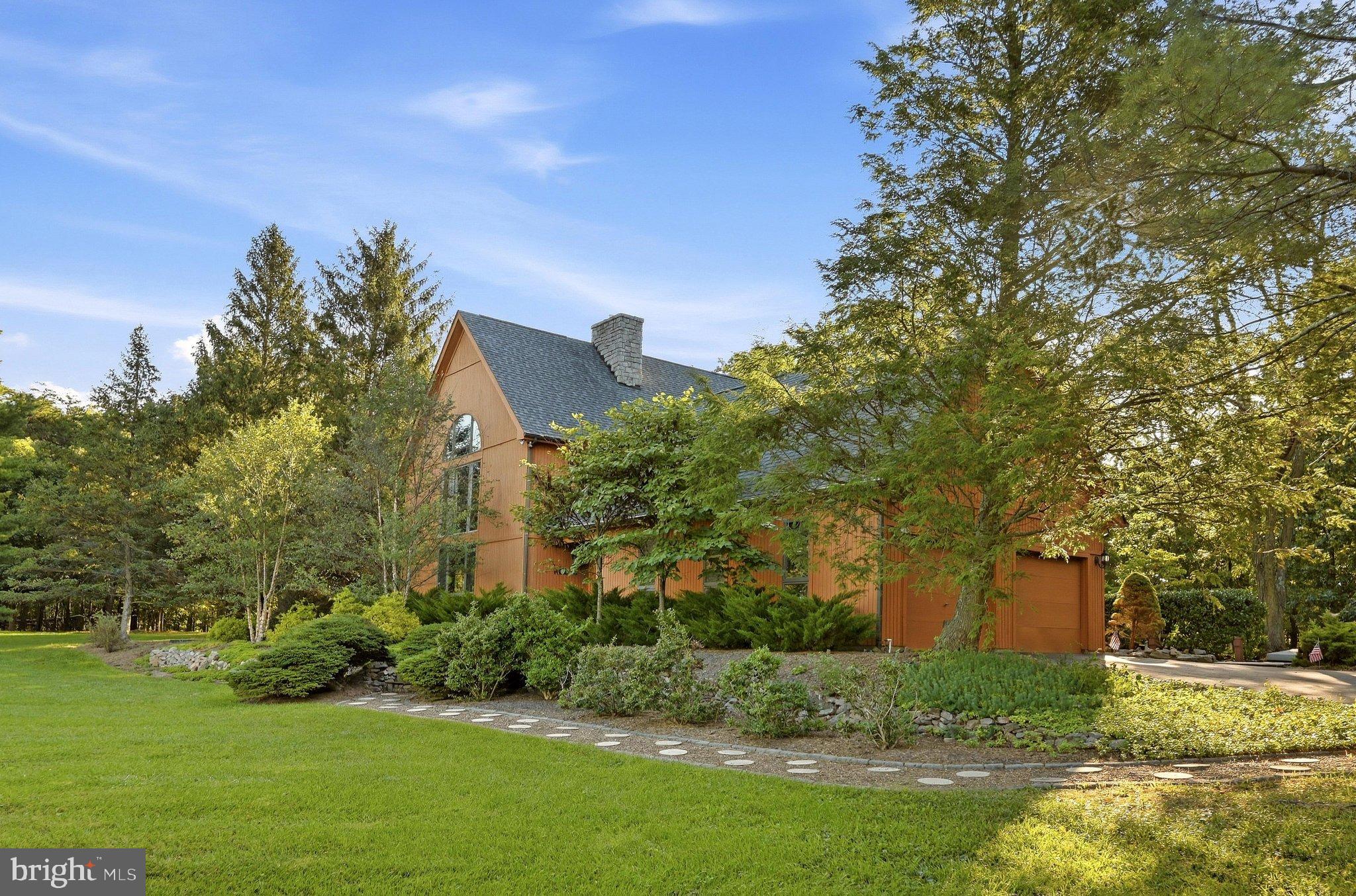 223 FRUIT ORCHARD DRIVE