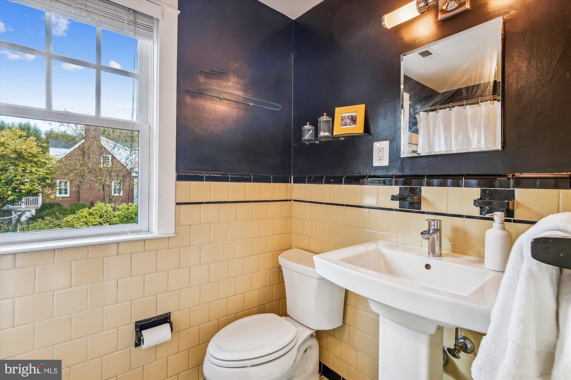 BRADDOCK HEIGHTS - Residential