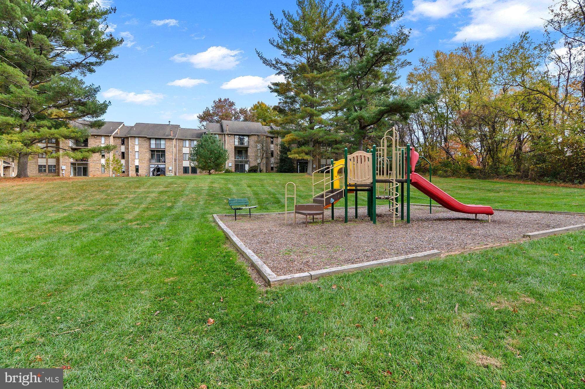 CEDAR VALLEY CONDOMINIUM - Residential Lease