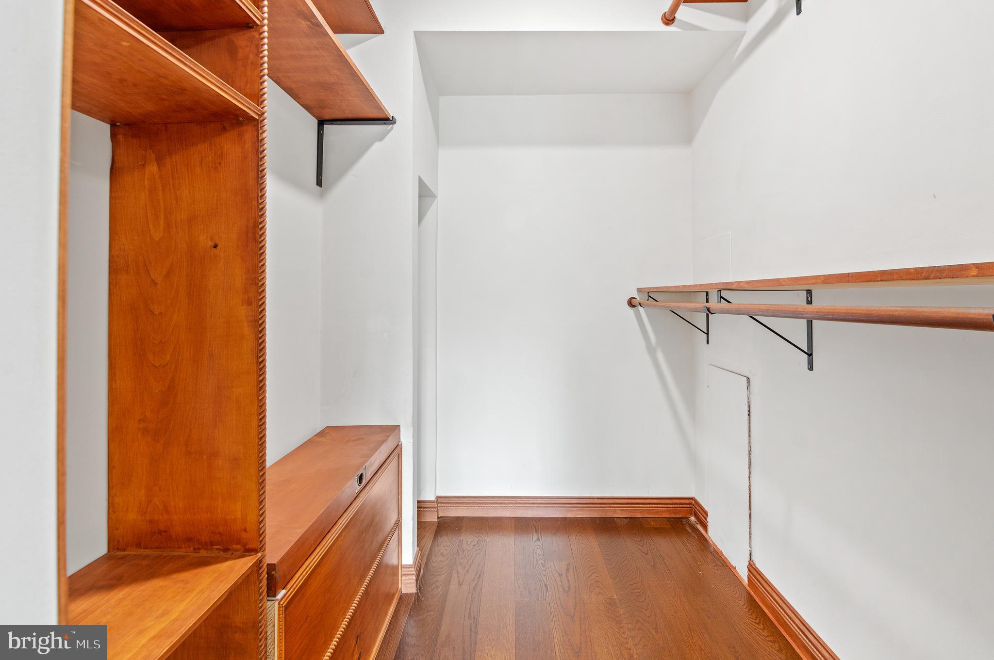 CEDAR VALLEY CONDOMINIUM - Residential Lease