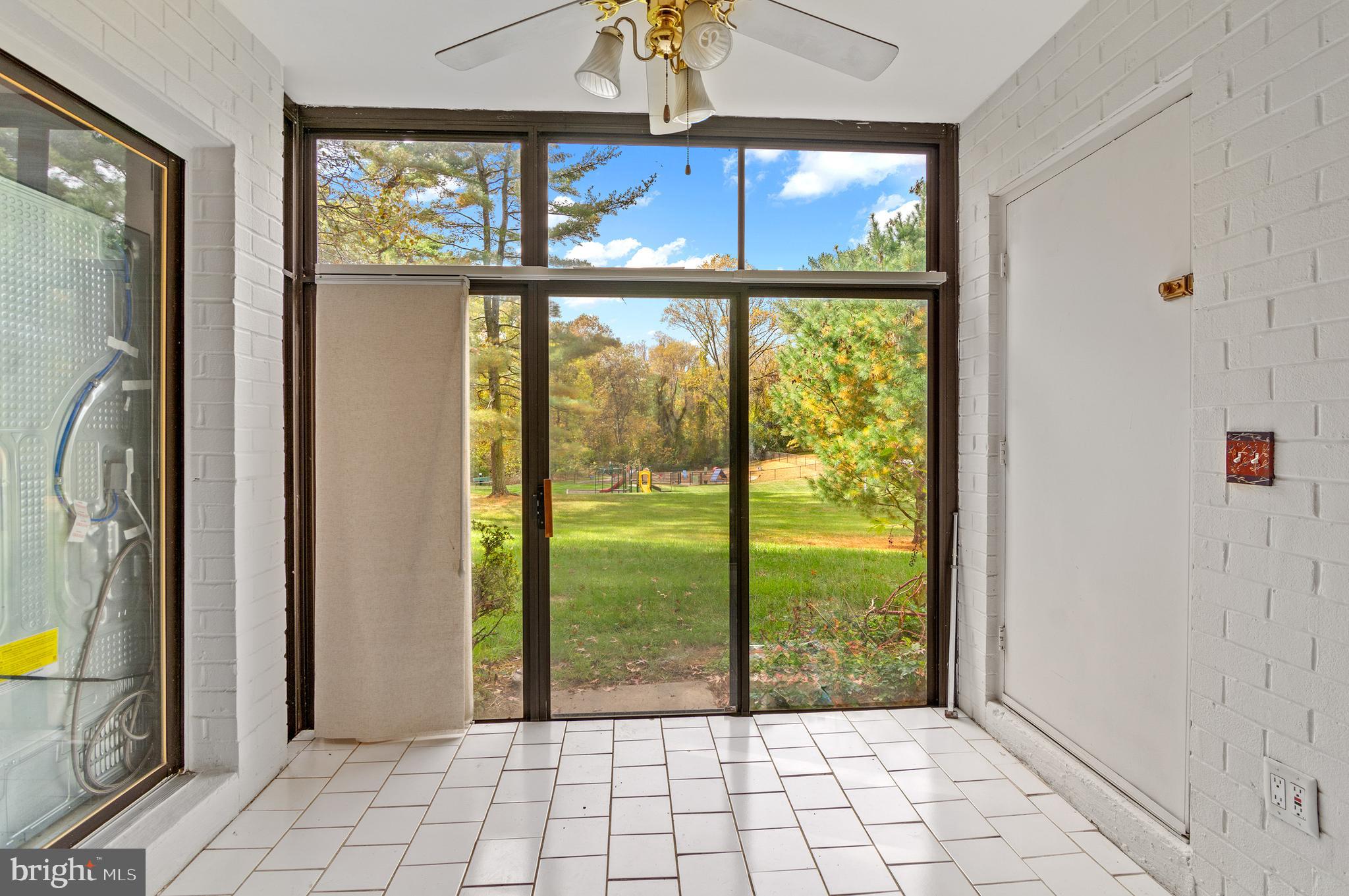 CEDAR VALLEY CONDOMINIUM - Residential Lease