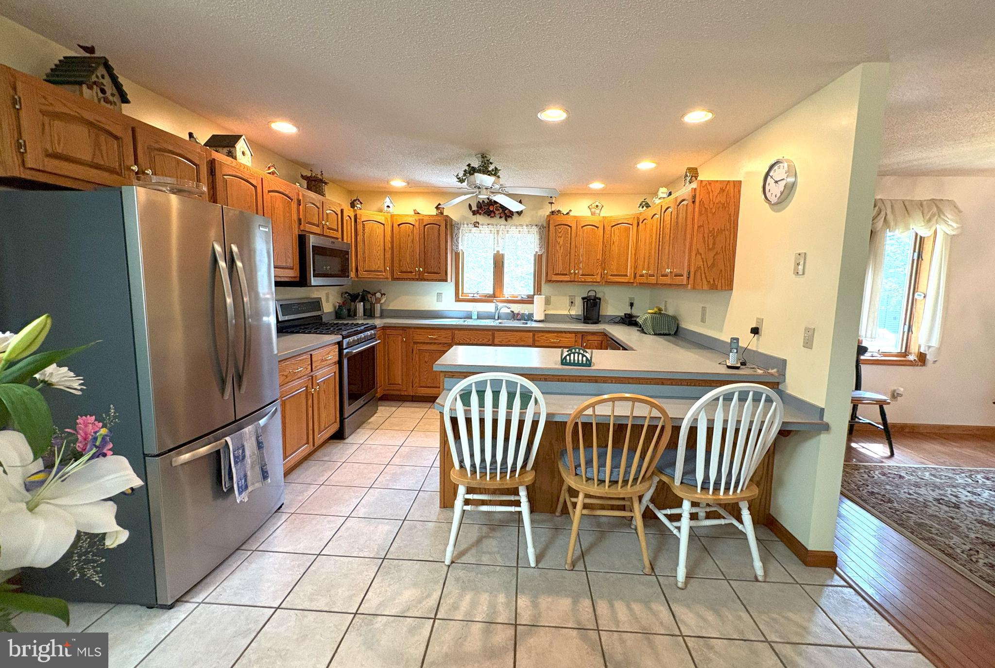 1010 REDLAWN LANE