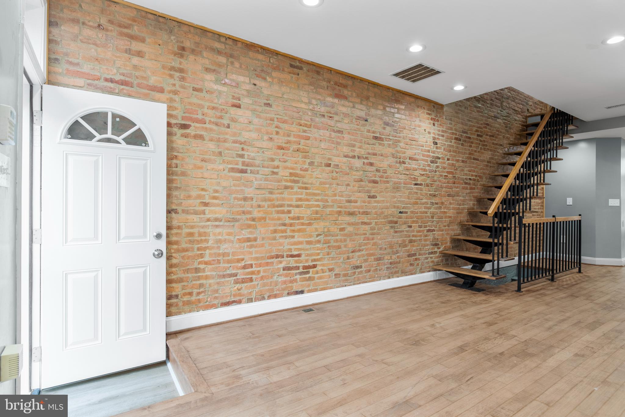 HIGHLANDTOWN - Residential