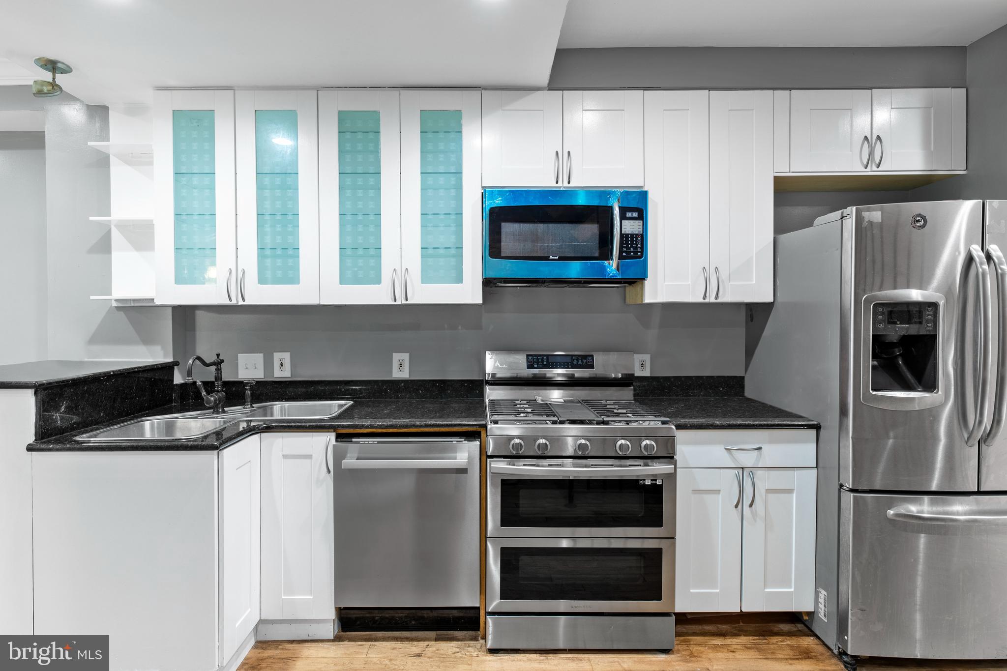 HIGHLANDTOWN - Residential