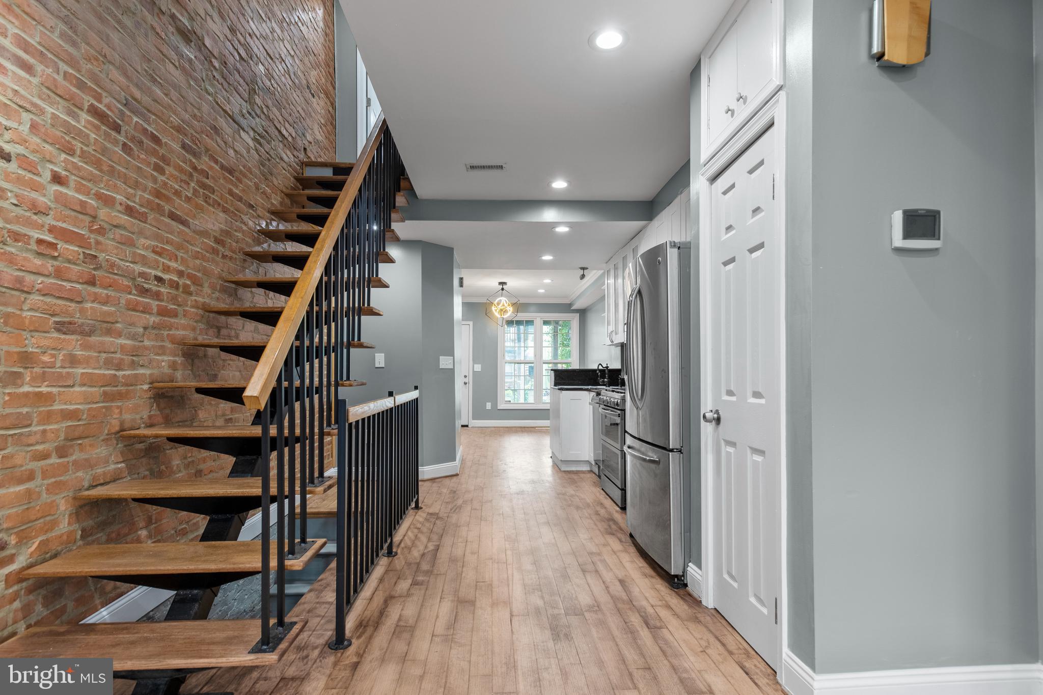 HIGHLANDTOWN - Residential