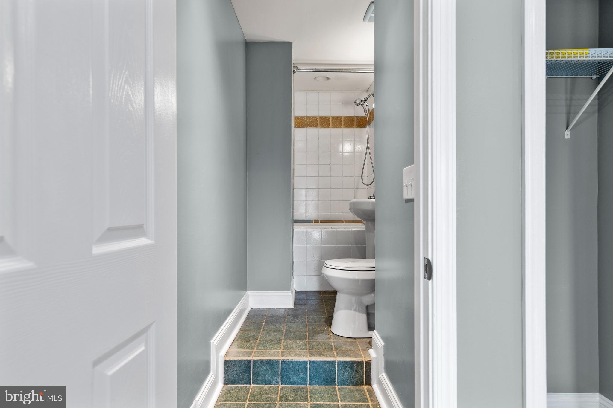 HIGHLANDTOWN - Residential