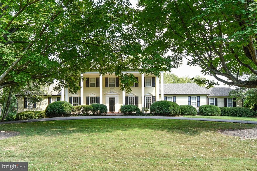 STUNNING LISTING IN PINEY GLEN FARMS! 3.O% CO-OP COMM. CLASSIC SOUTHERN COLONIAL, 7400 SQUARE FEET OF WOW! 1ST FLOOR MASTER SUITE, GOURMET KITCHEN, FAMILY ROOM PLUS WOOD PANELED LIBRARY. LOWER LEVEL IN-LAW SUITE WITH KITCHEN AND ELEVATOR,  EXTENSIVE FLAGSTONE PATIOS & DECKS, POOL AND GORGEOUS 2 ACRE LOT.