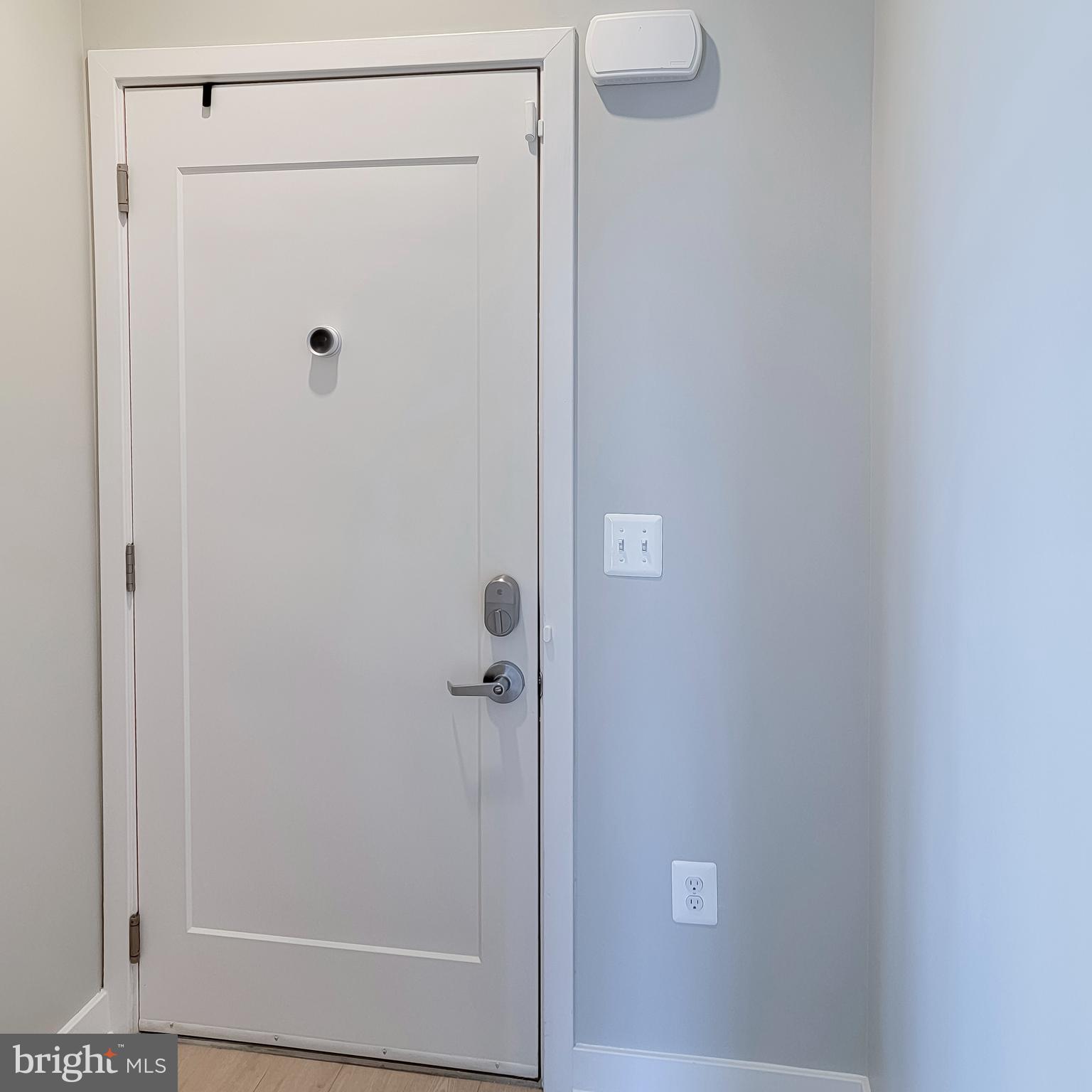 TRAFALGAR FLATS - Residential Lease