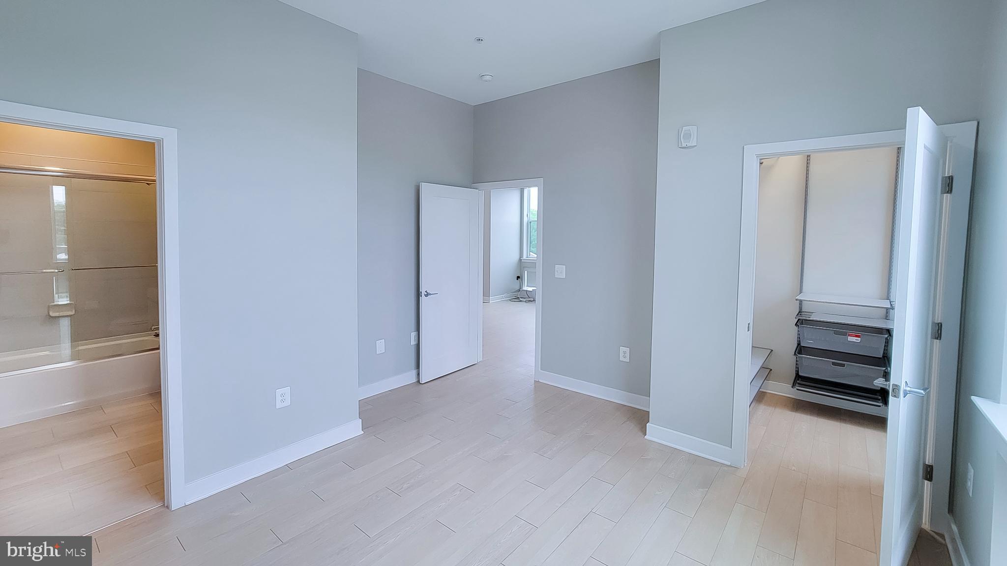 TRAFALGAR FLATS - Residential Lease