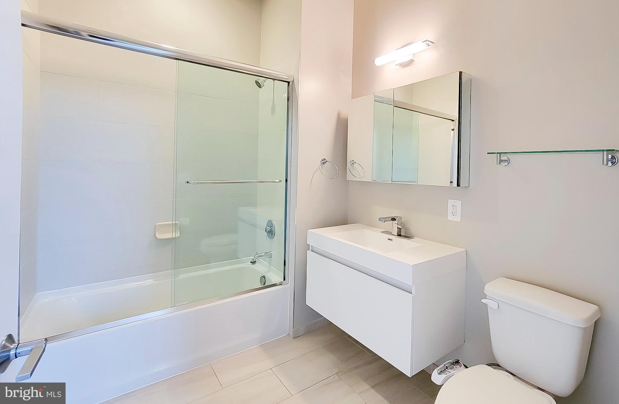 TRAFALGAR FLATS - Residential Lease