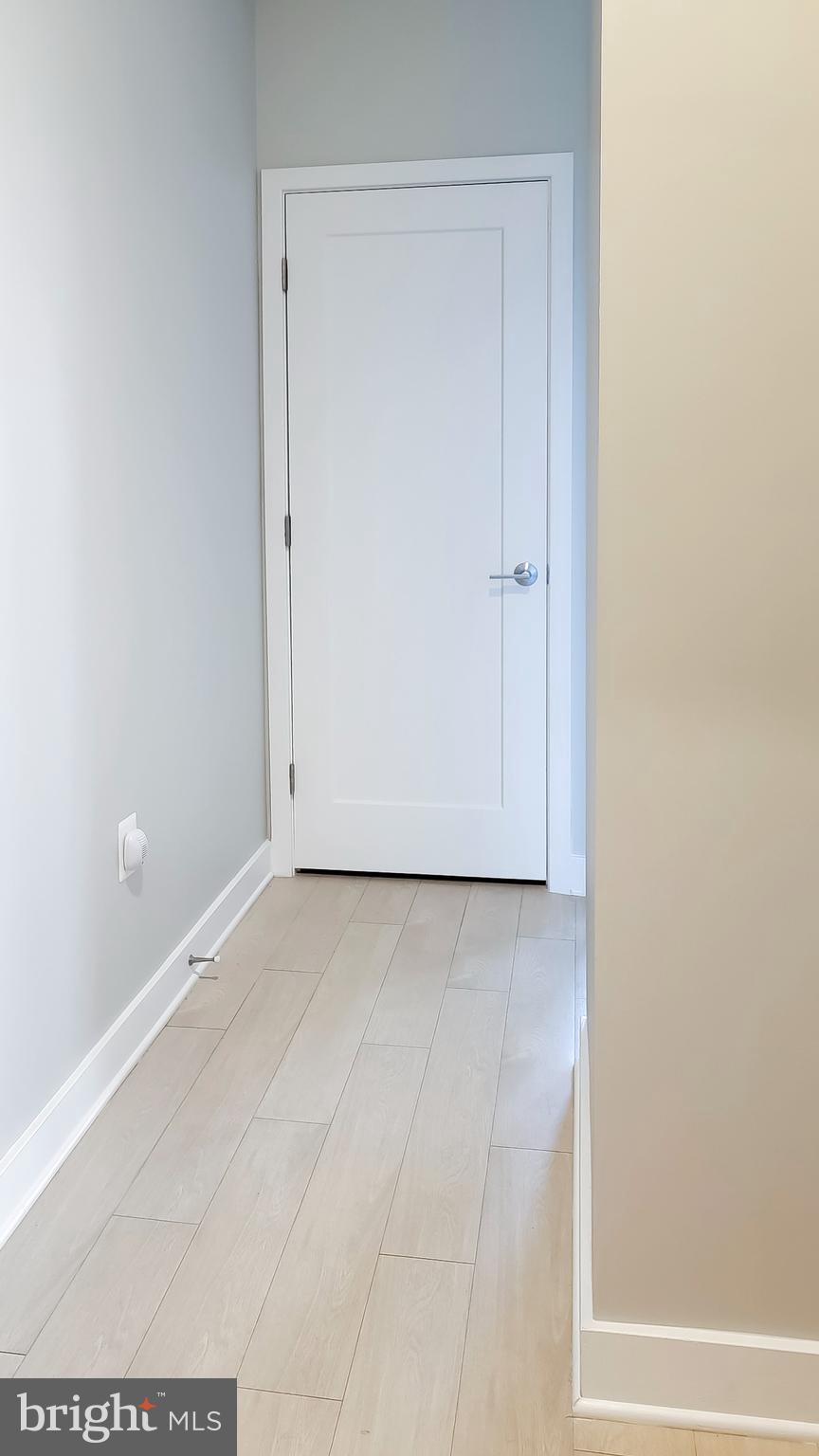 TRAFALGAR FLATS - Residential Lease