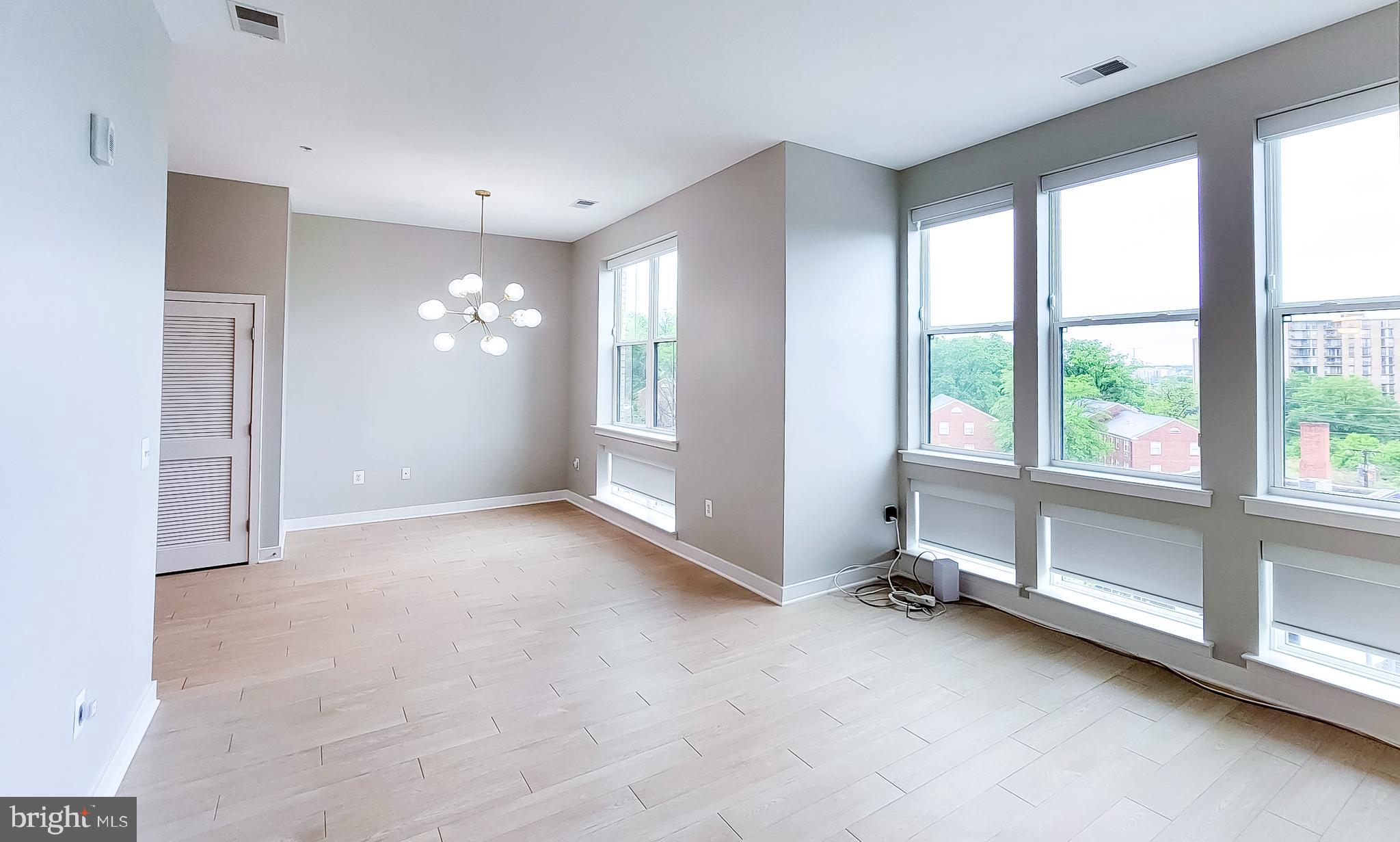 TRAFALGAR FLATS - Residential Lease