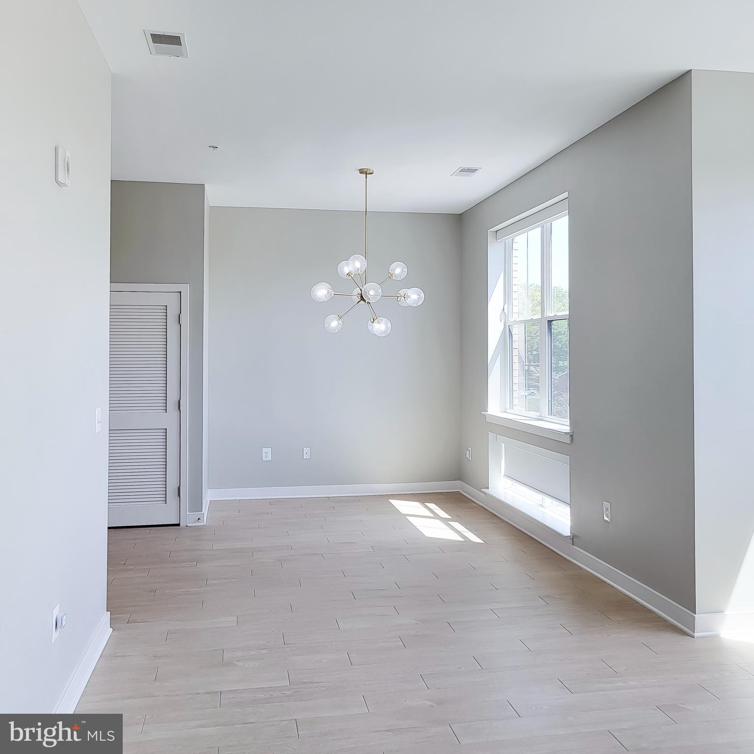 TRAFALGAR FLATS - Residential Lease