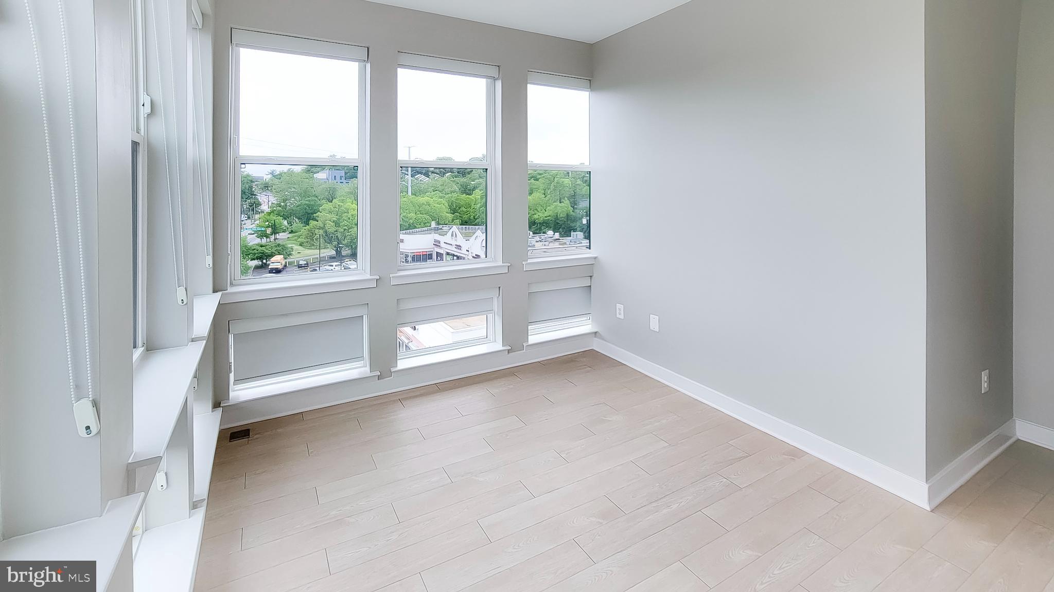 TRAFALGAR FLATS - Residential Lease