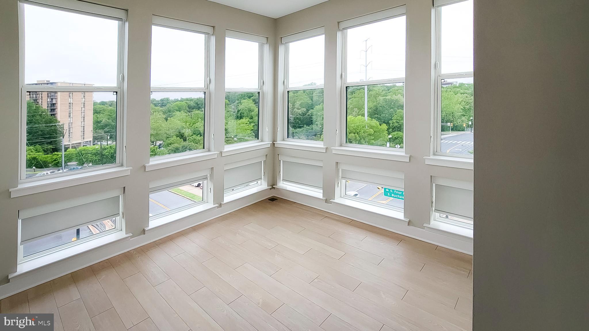 TRAFALGAR FLATS - Residential Lease