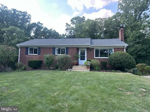 Photo of 7504 Nancemond Street, SPRINGFIELD, VA 22150 (MLS # VAFX2323908)
