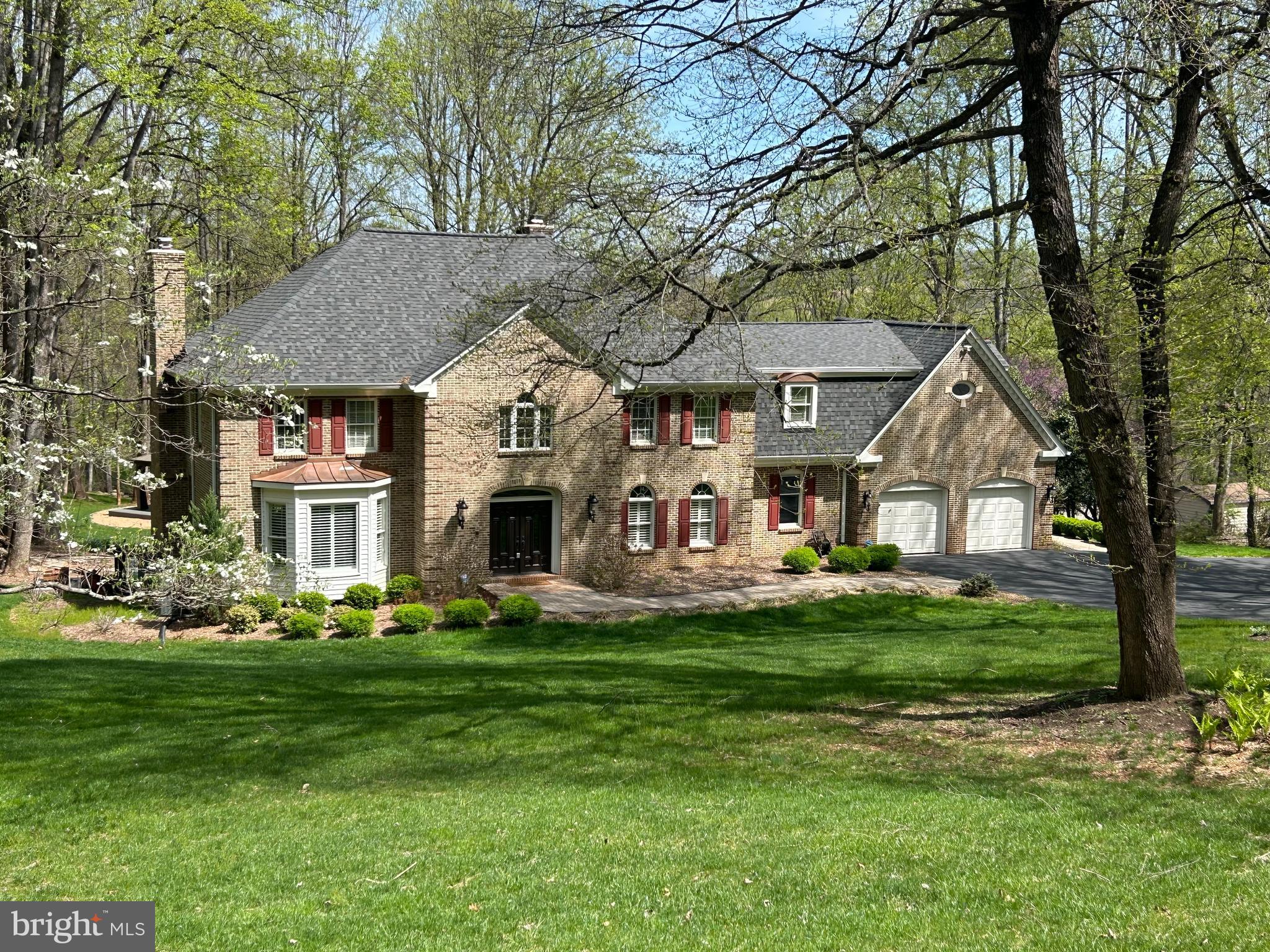 5828 HUNTON WOOD DRIVE