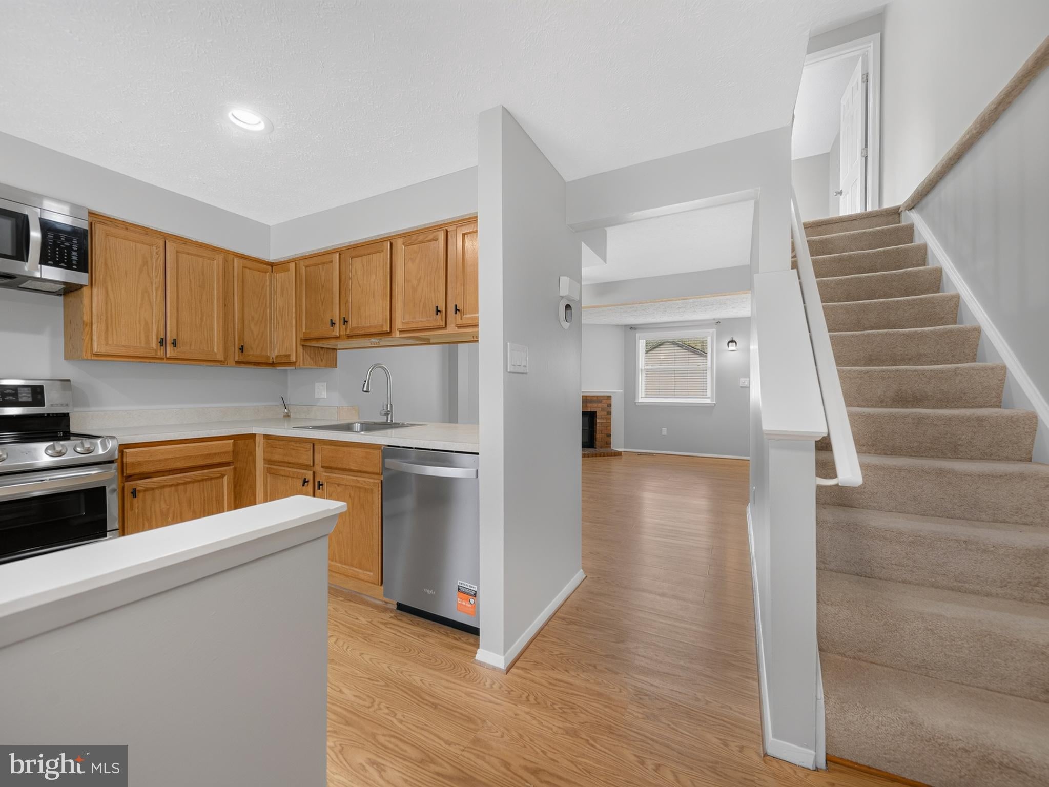 7648 FAIRBANKS COURT