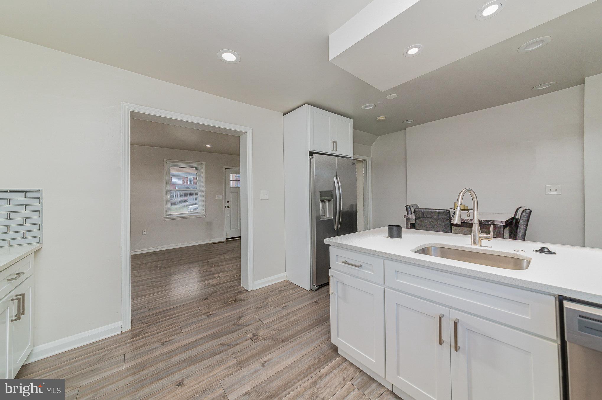 IDLEWOOD - Residential