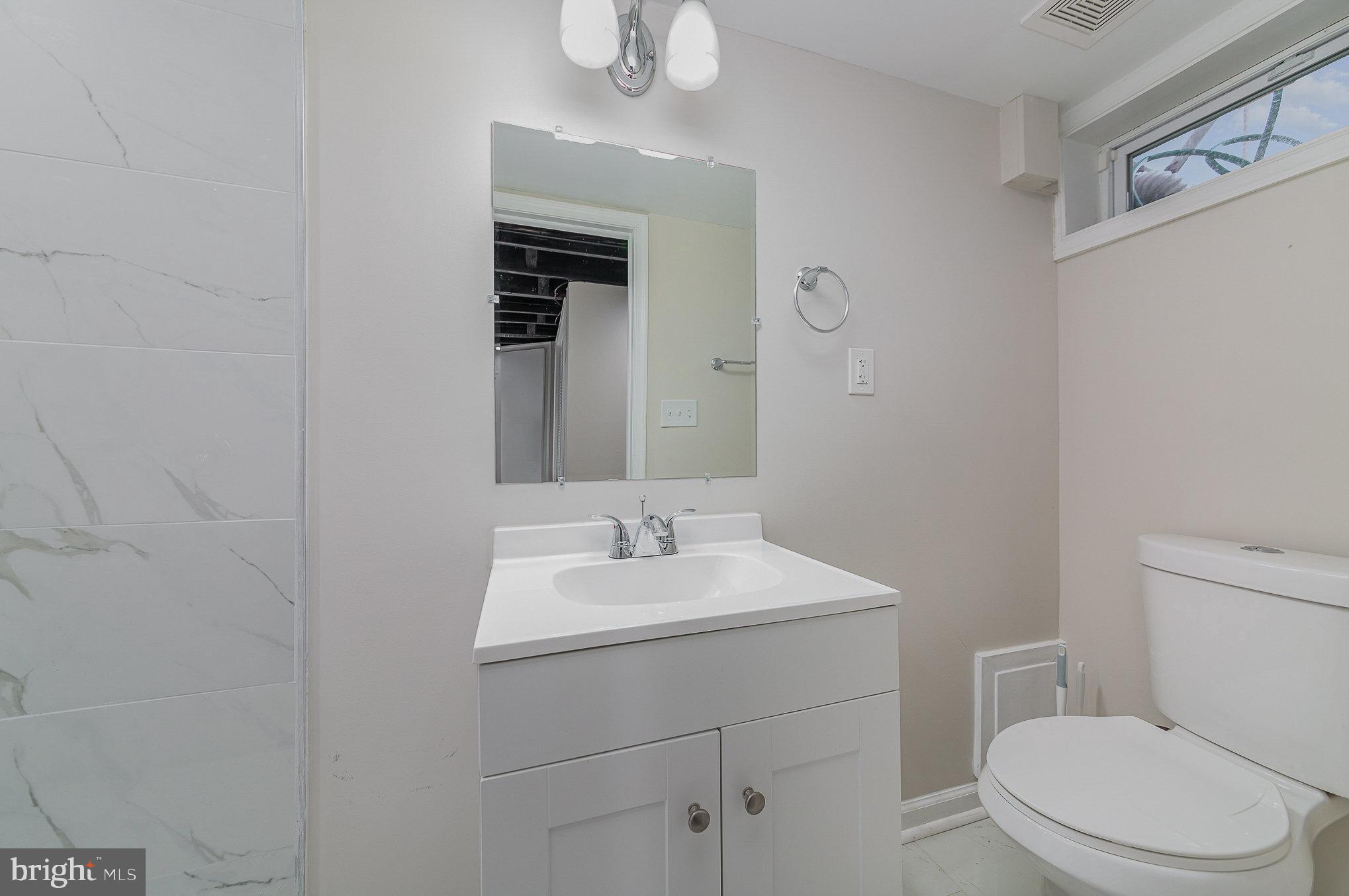 IDLEWOOD - Residential