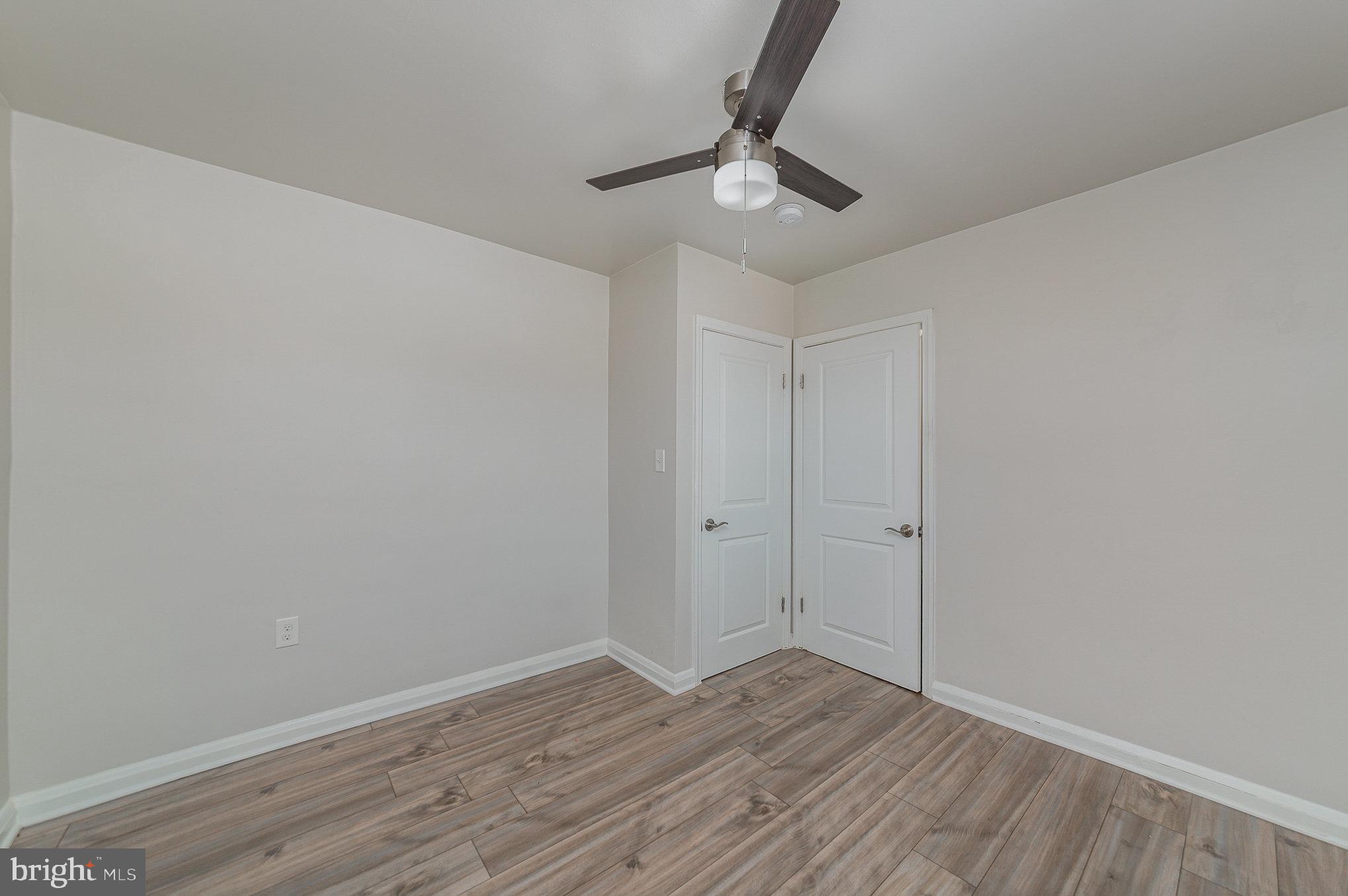 IDLEWOOD - Residential